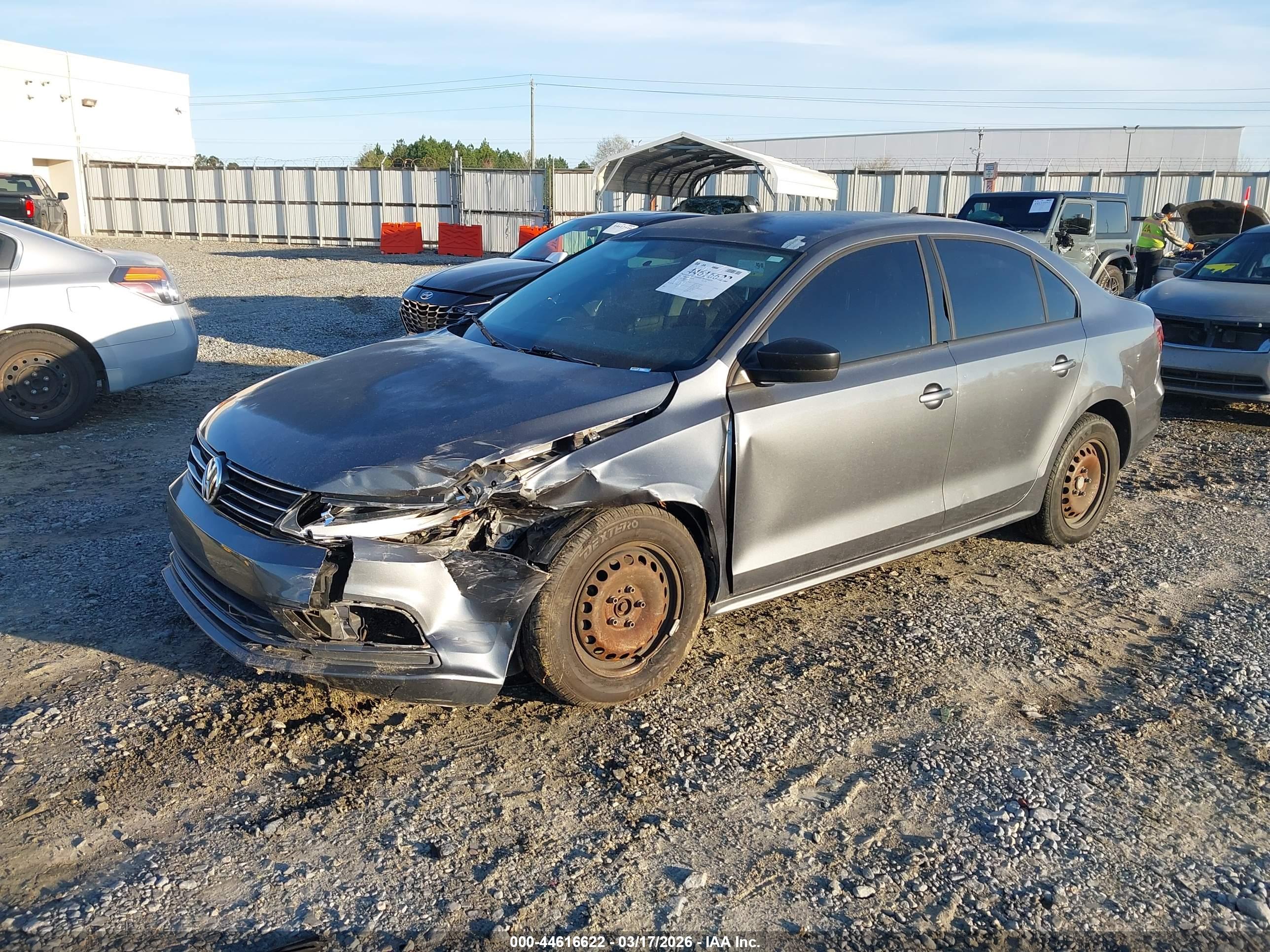 VOLKSWAGEN JETTA image 2