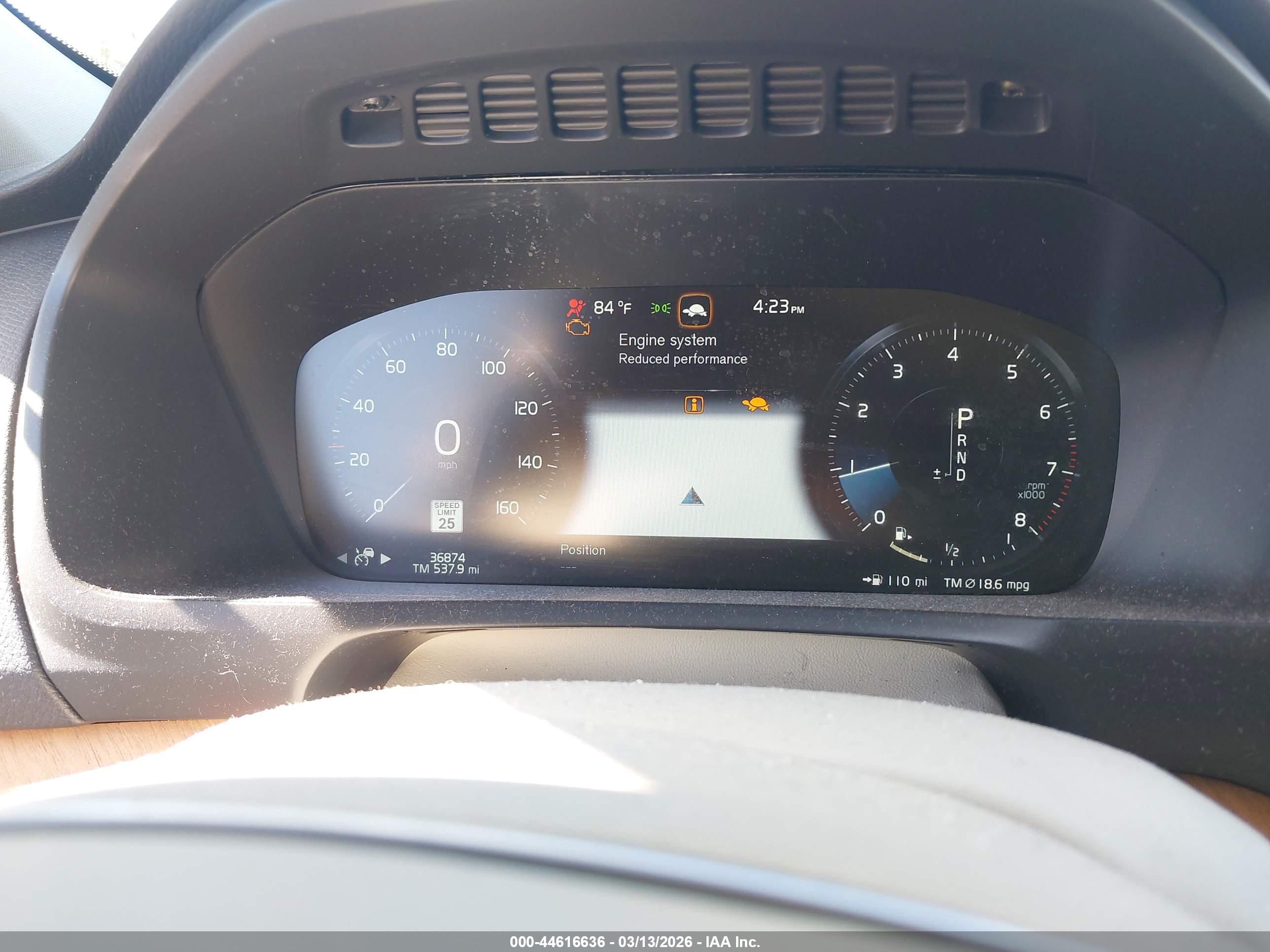 VOLVO XC90 image 7