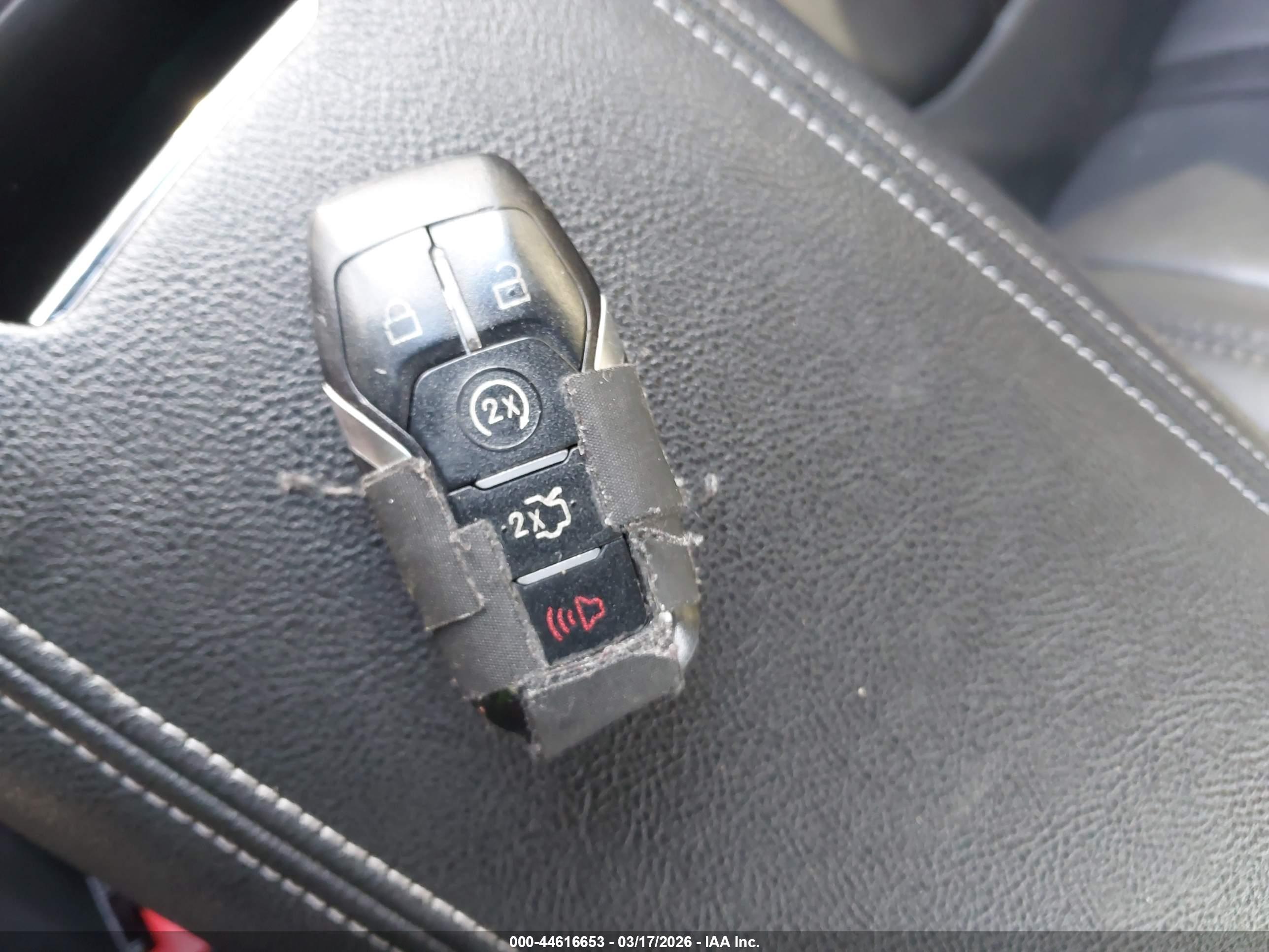 LINCOLN MKZ image 11