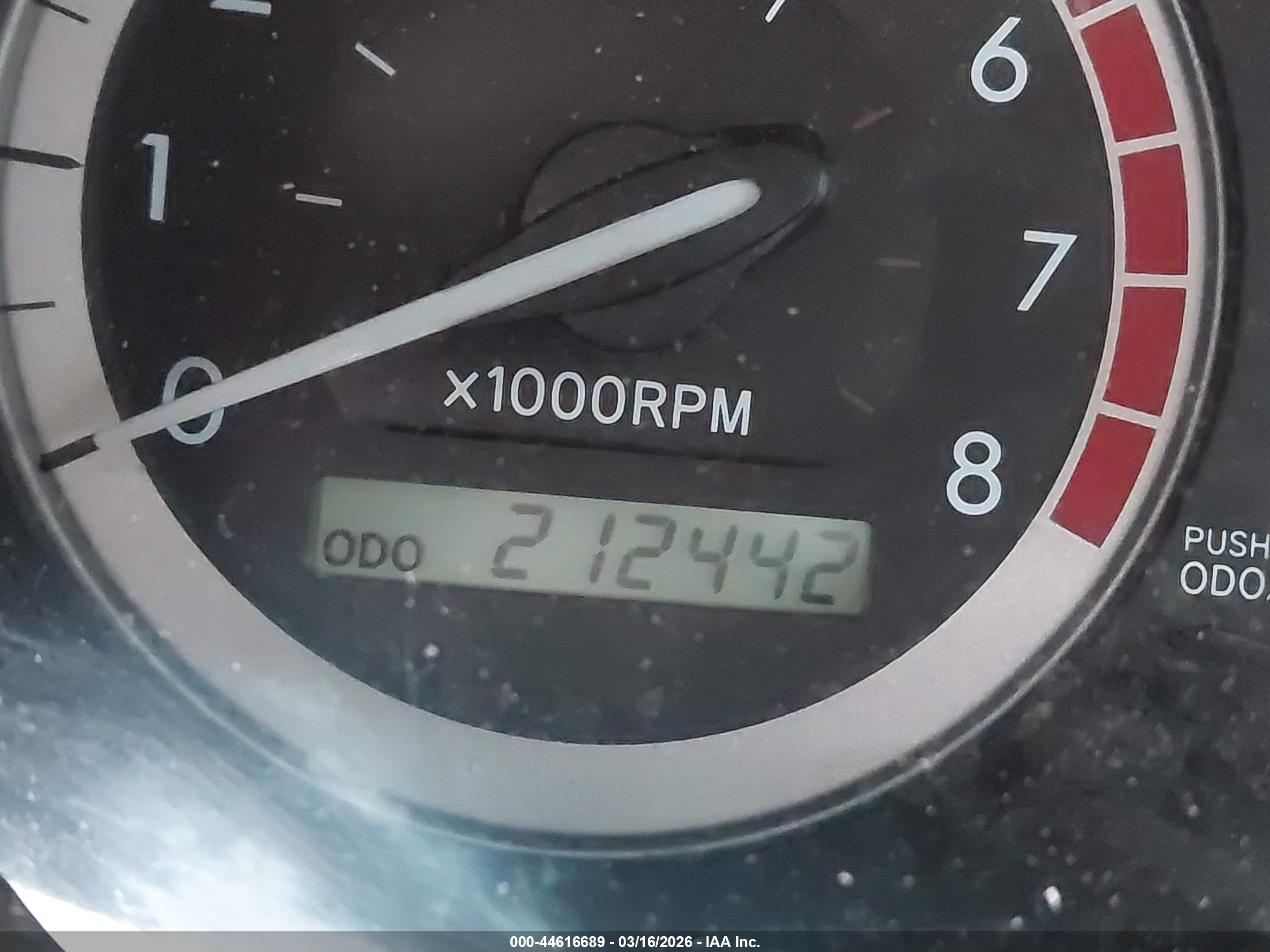 TOYOTA SIENNA image 7