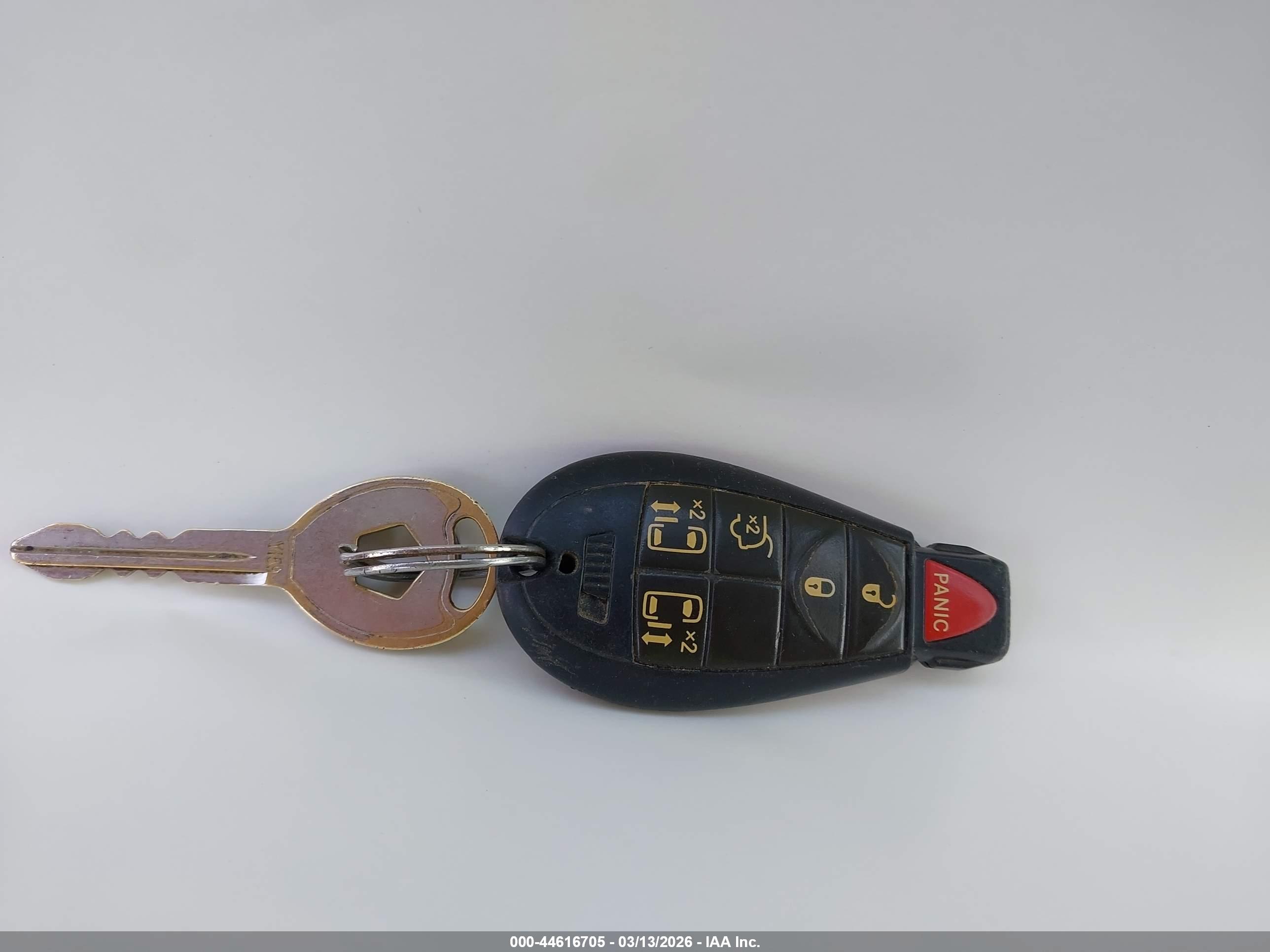 CHRYSLER TOWN image 11