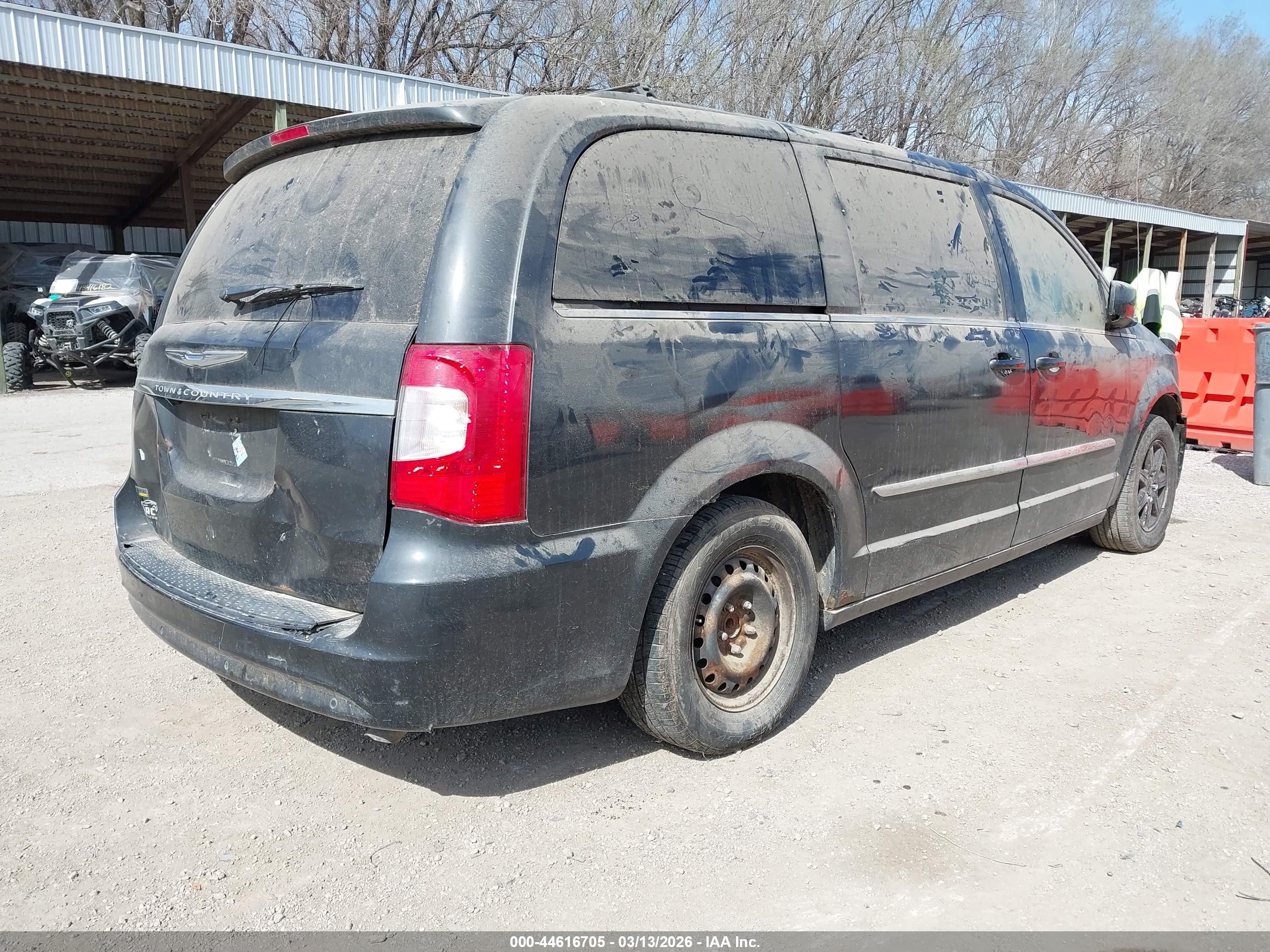 CHRYSLER TOWN image 4