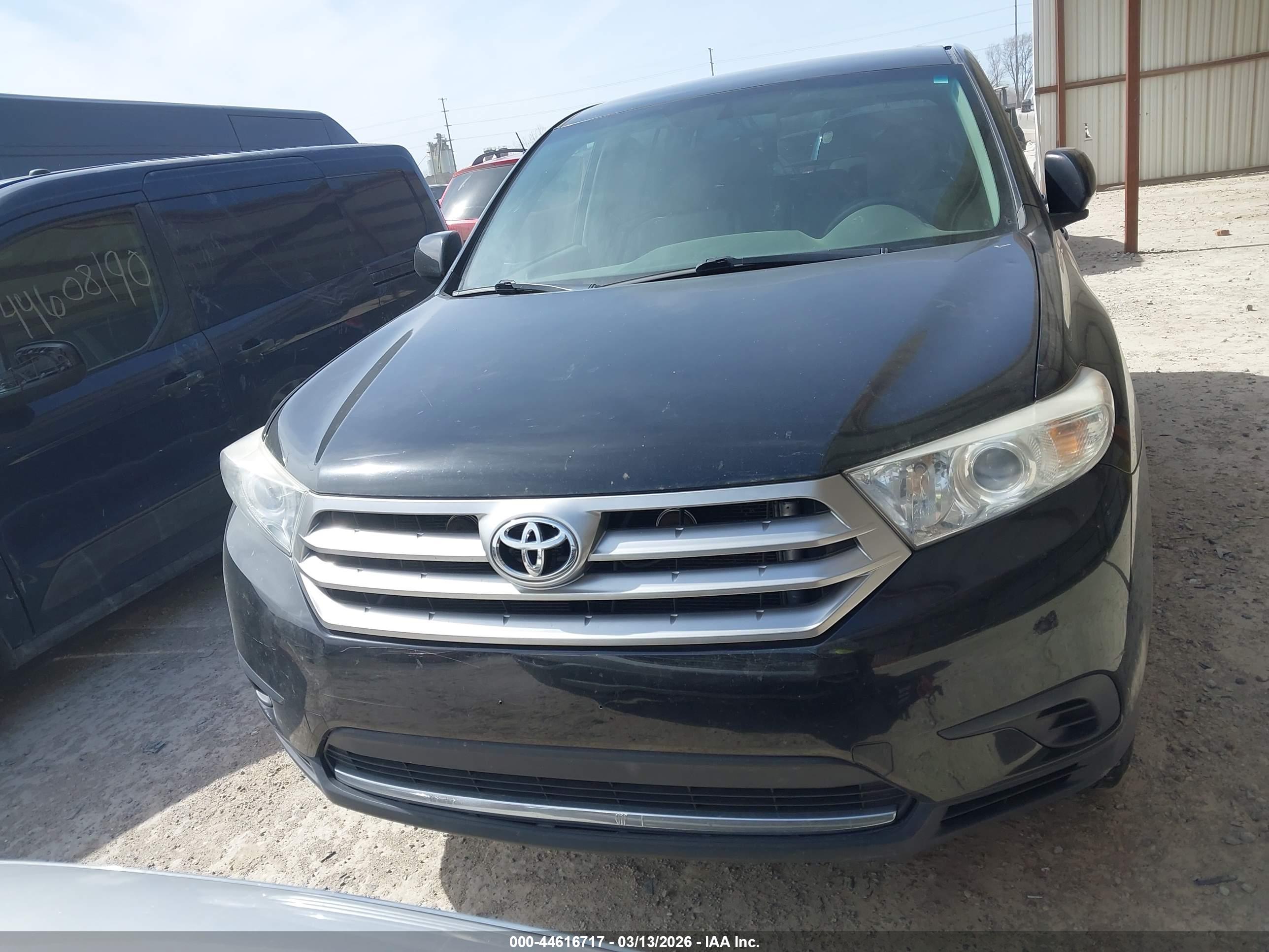 TOYOTA HIGHLANDER image 6