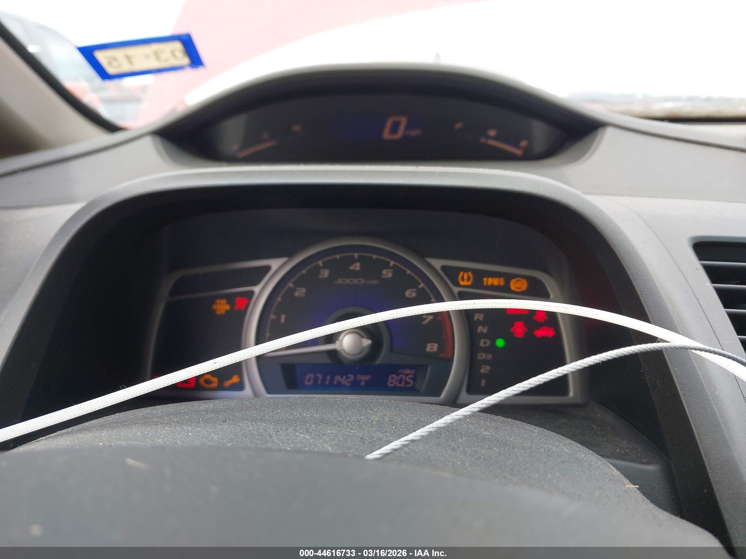 HONDA CIVIC image 7