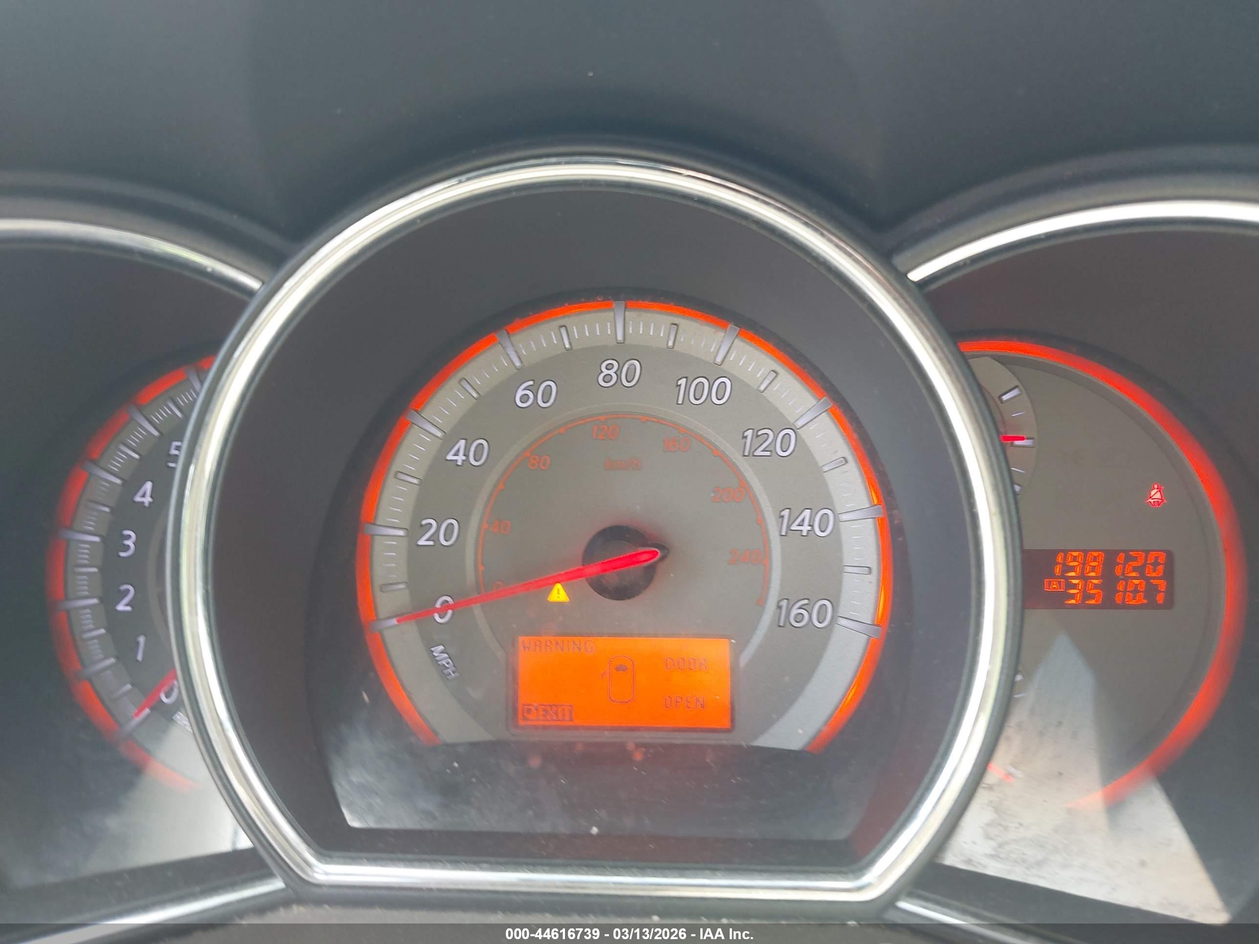 NISSAN MURANO image 7