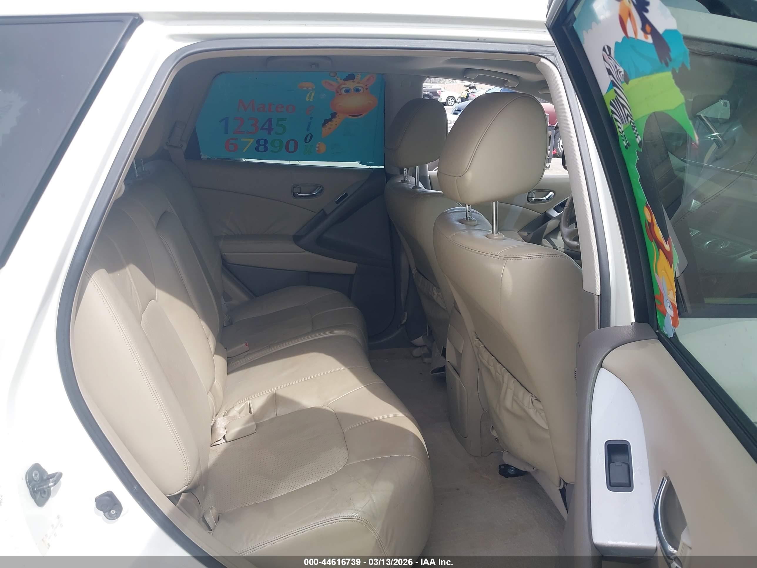 NISSAN MURANO image 8