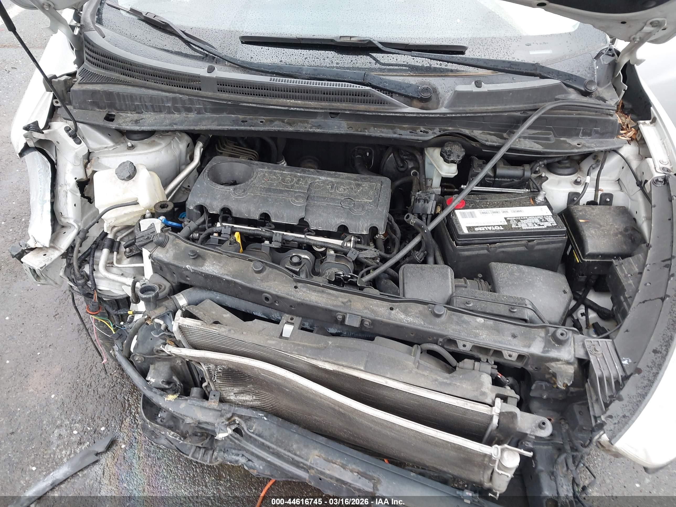 HYUNDAI TUCSON image 10