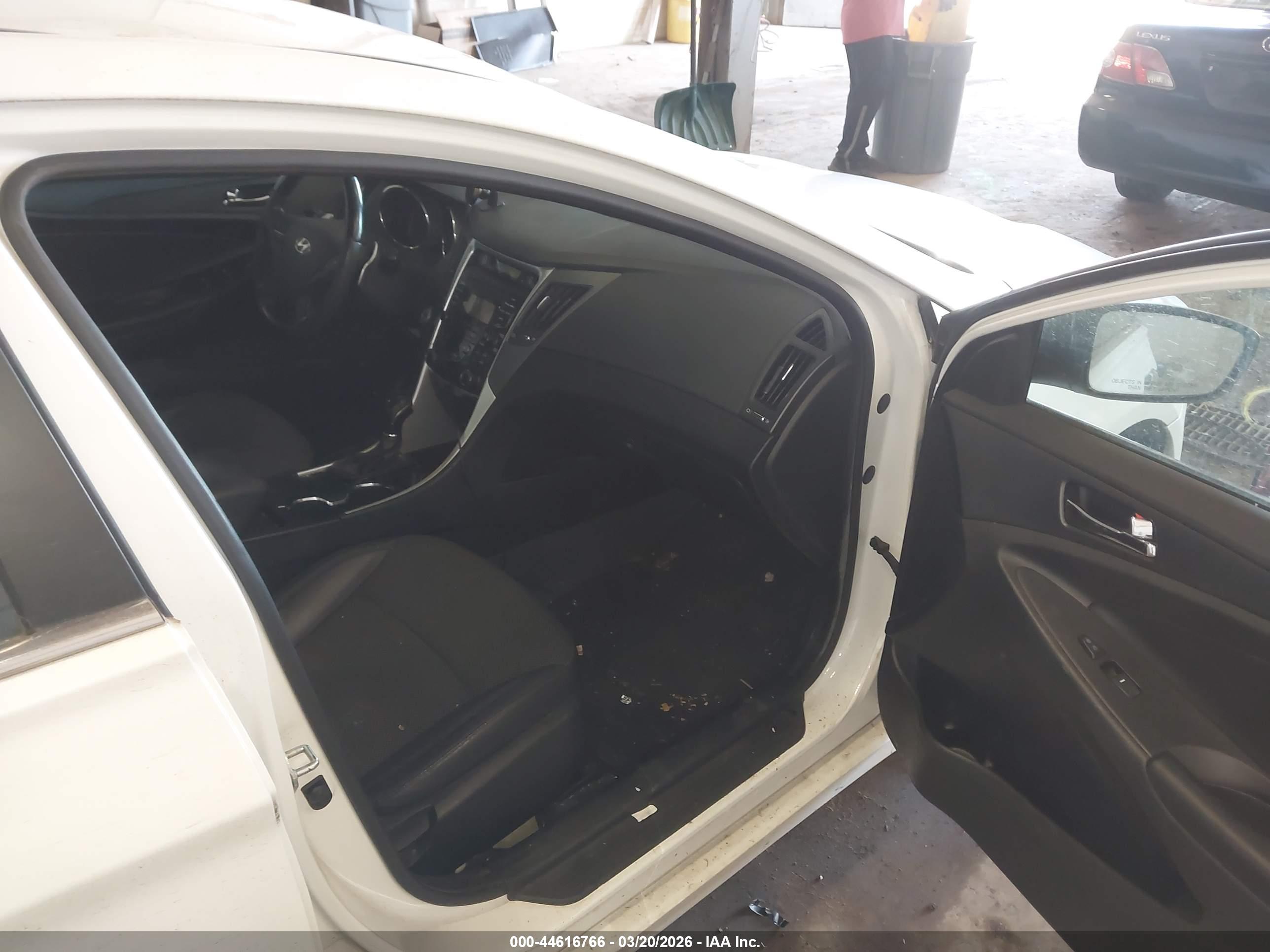 HYUNDAI SONATA image 5