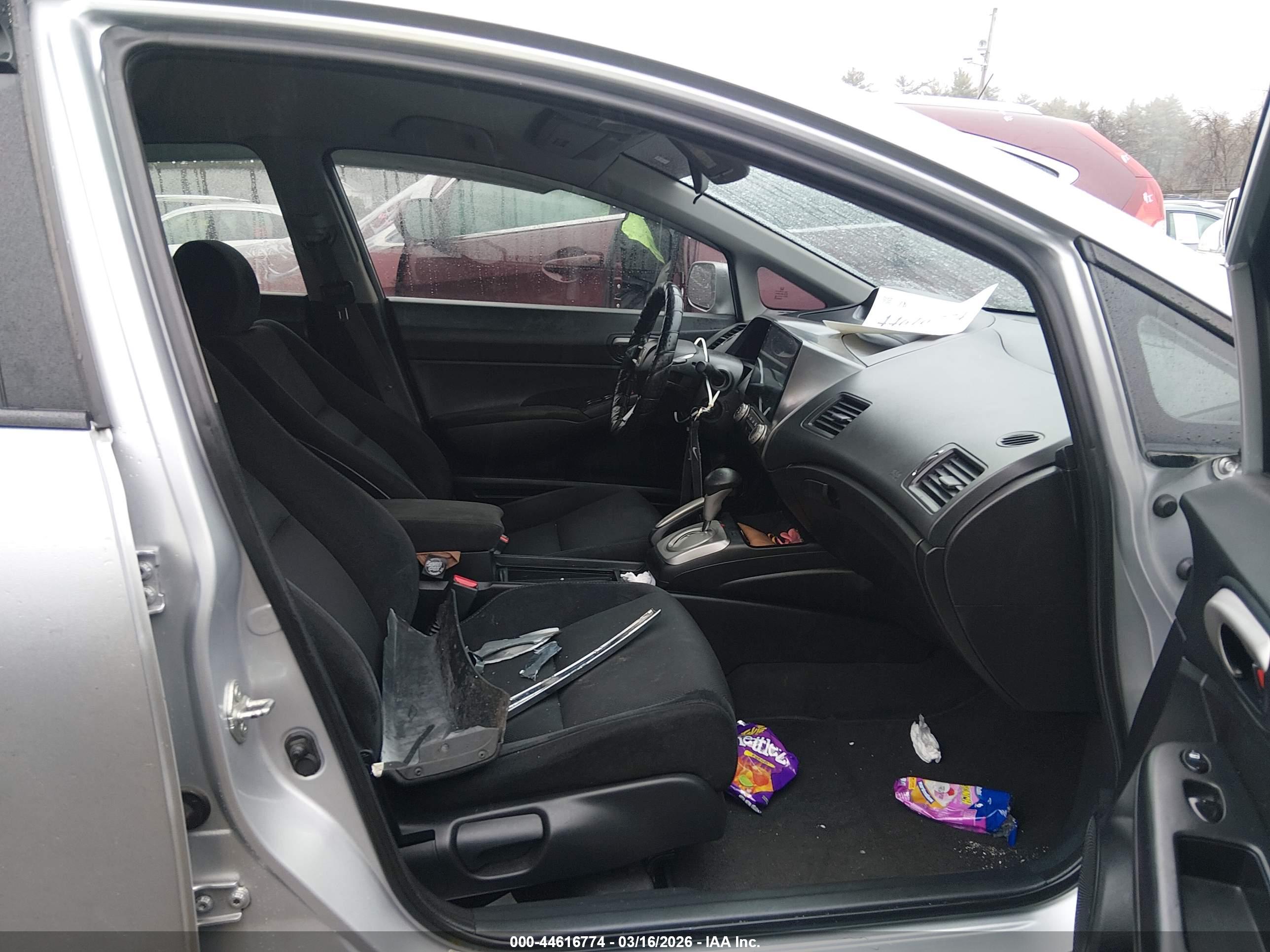 HONDA CIVIC image 5