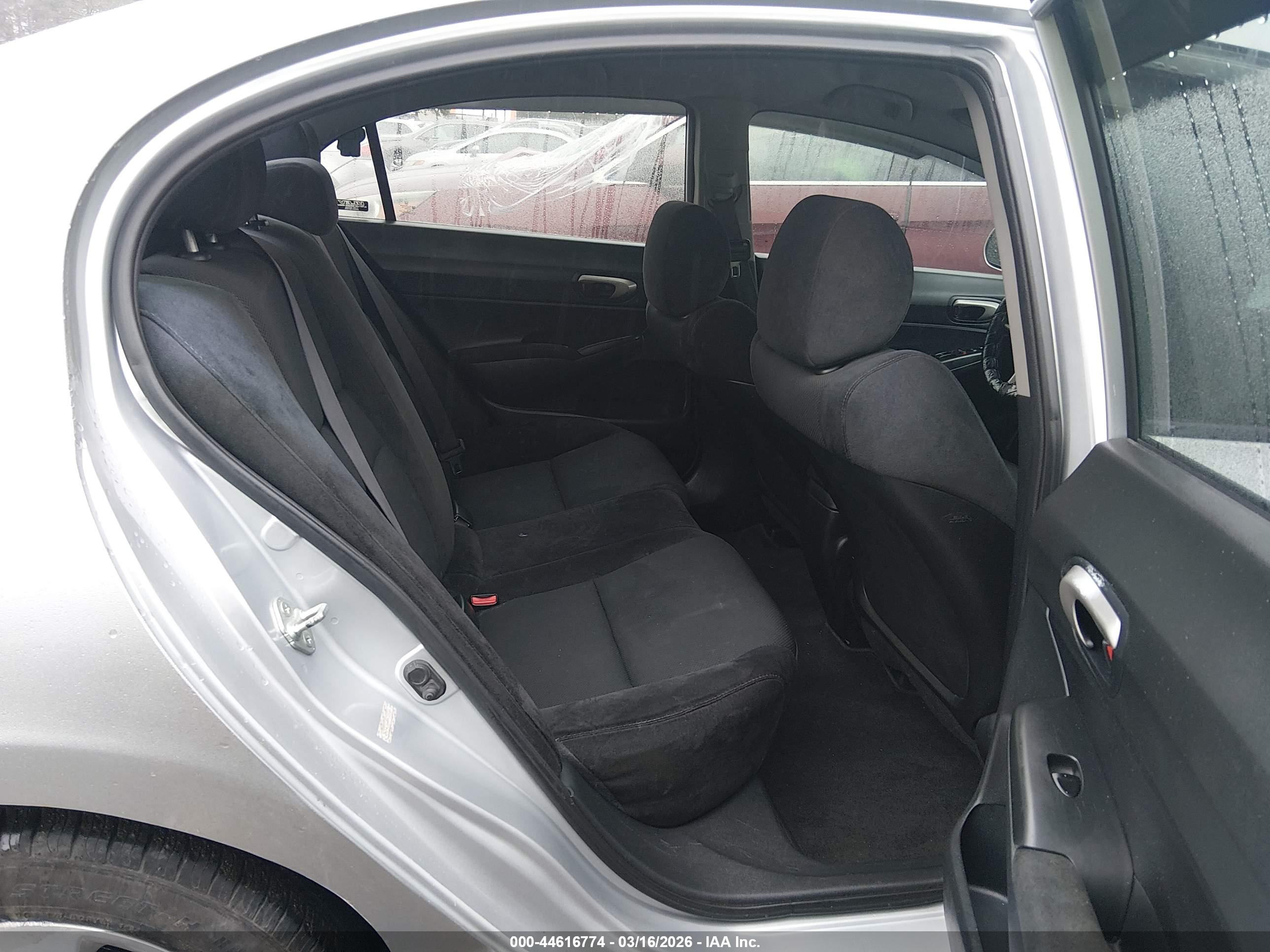 HONDA CIVIC image 8