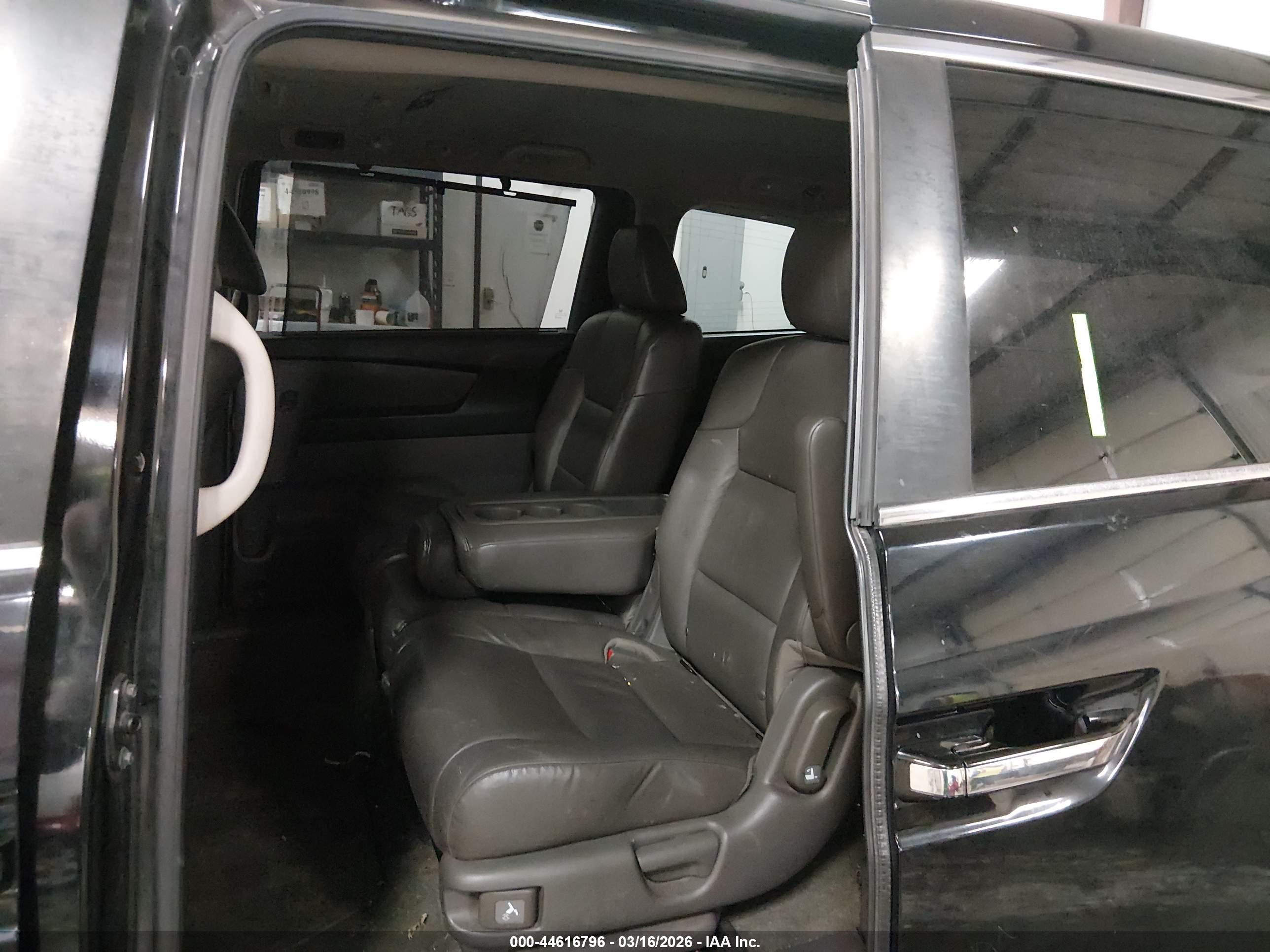 HONDA ODYSSEY image 8
