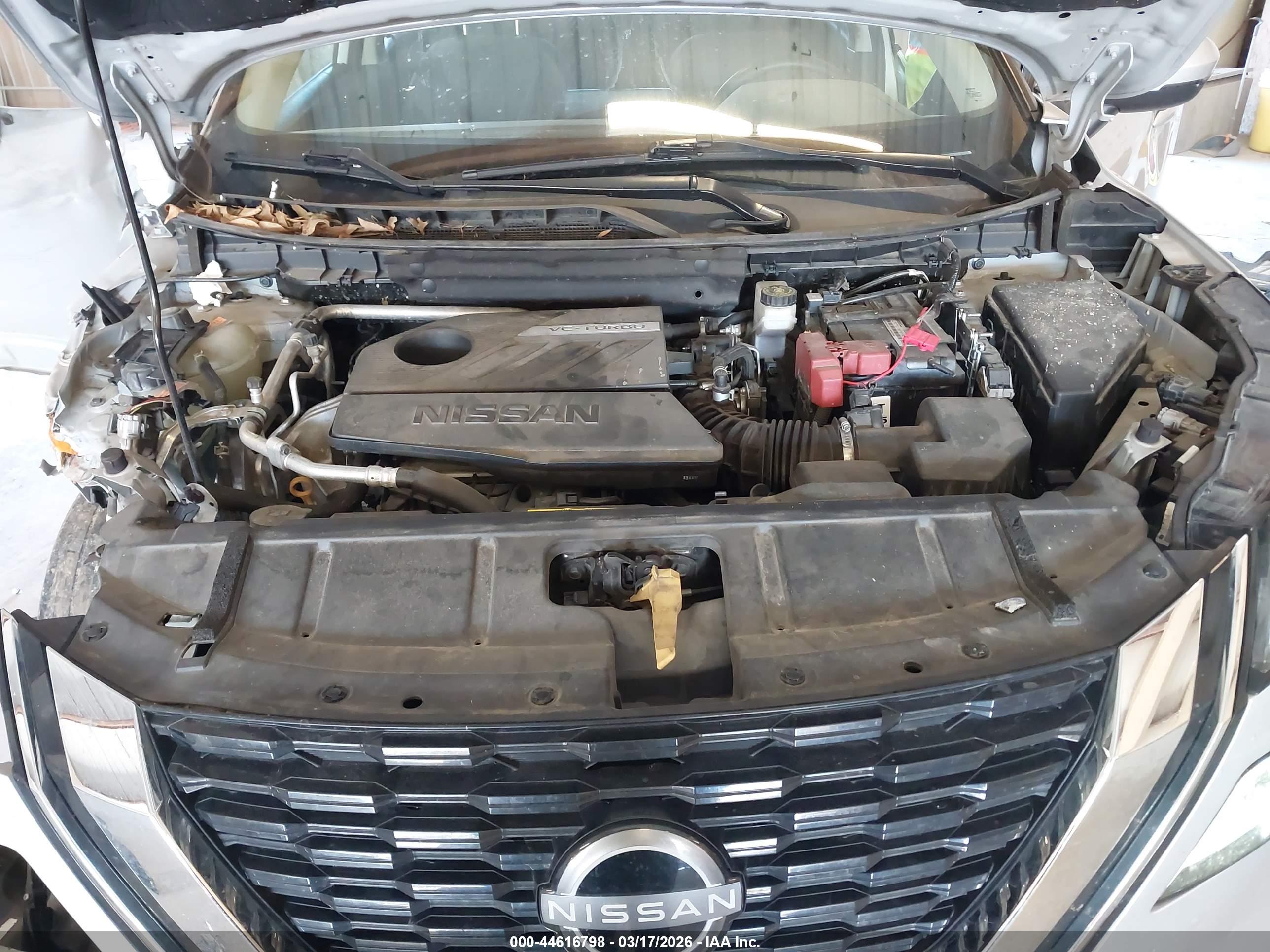 NISSAN ROGUE image 10