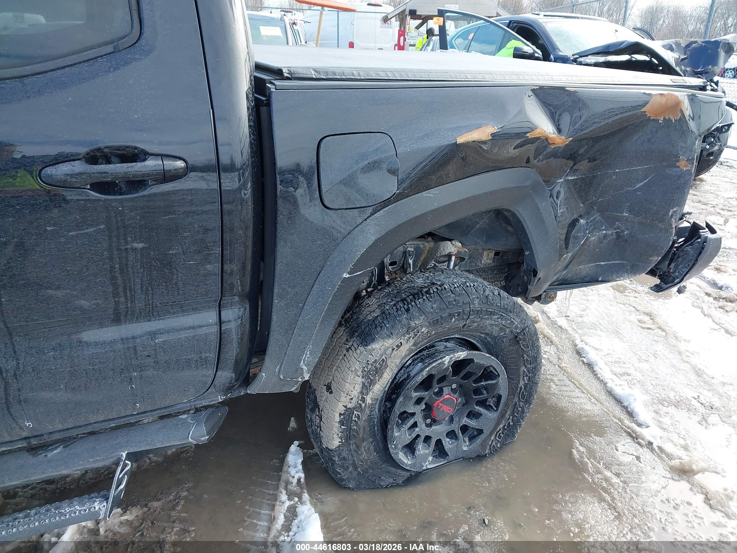 TOYOTA TACOMA image 6