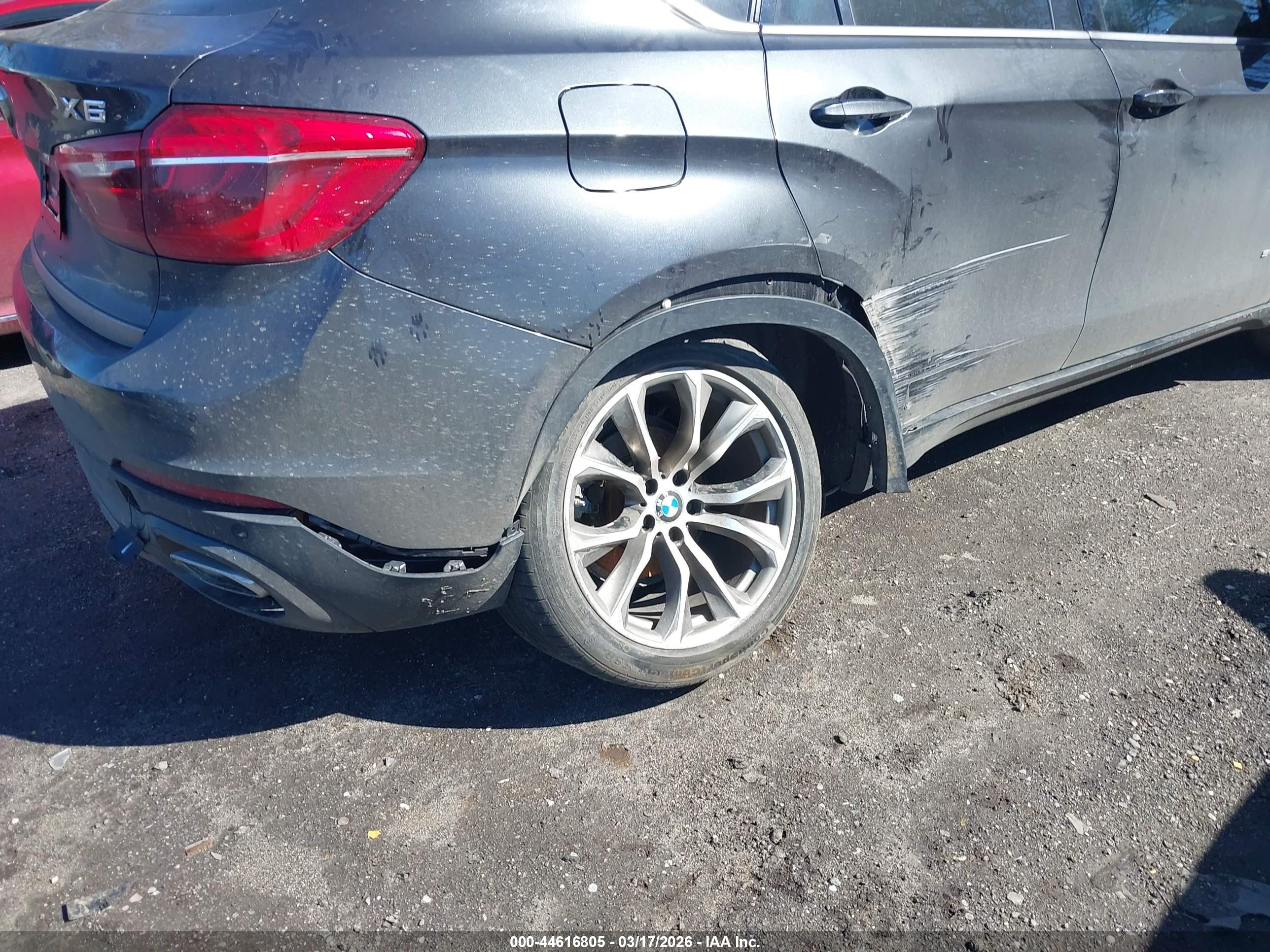 BMW X6 image 6