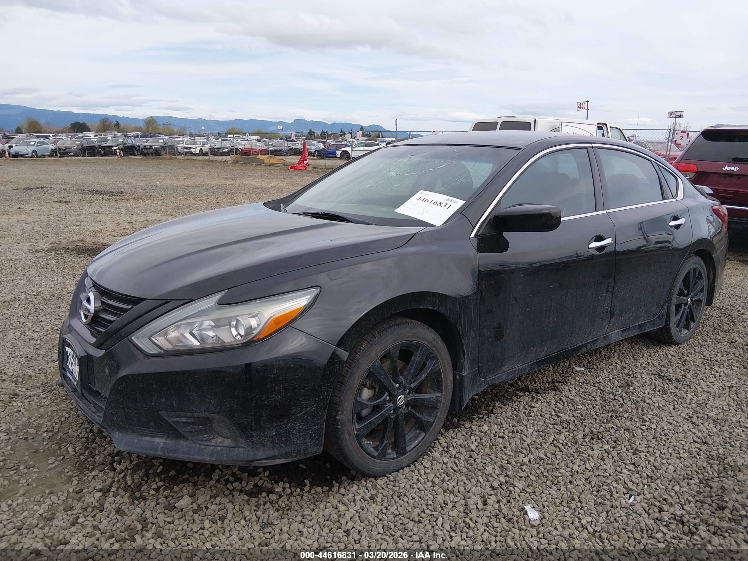 NISSAN ALTIMA image 2