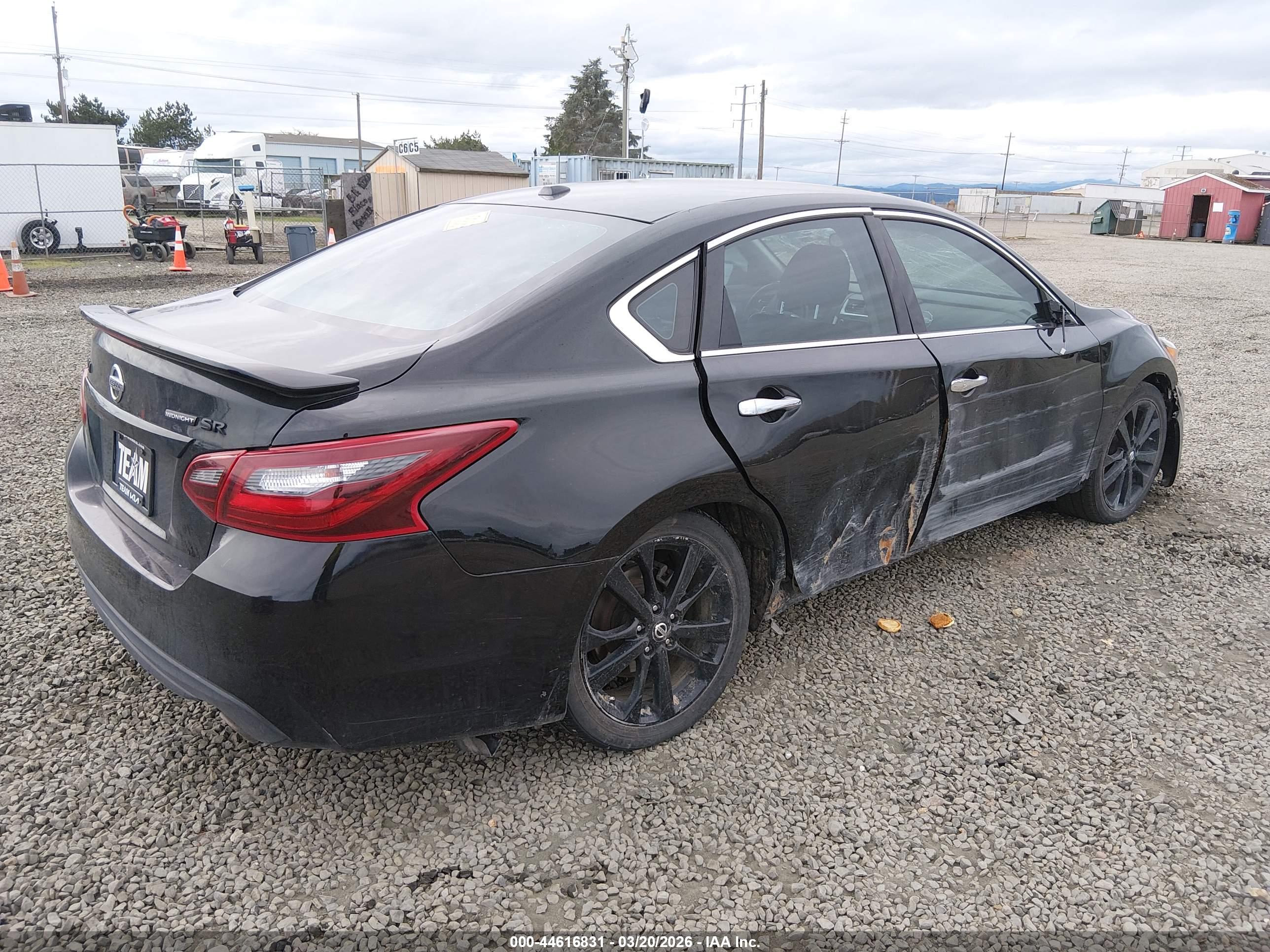 NISSAN ALTIMA image 4