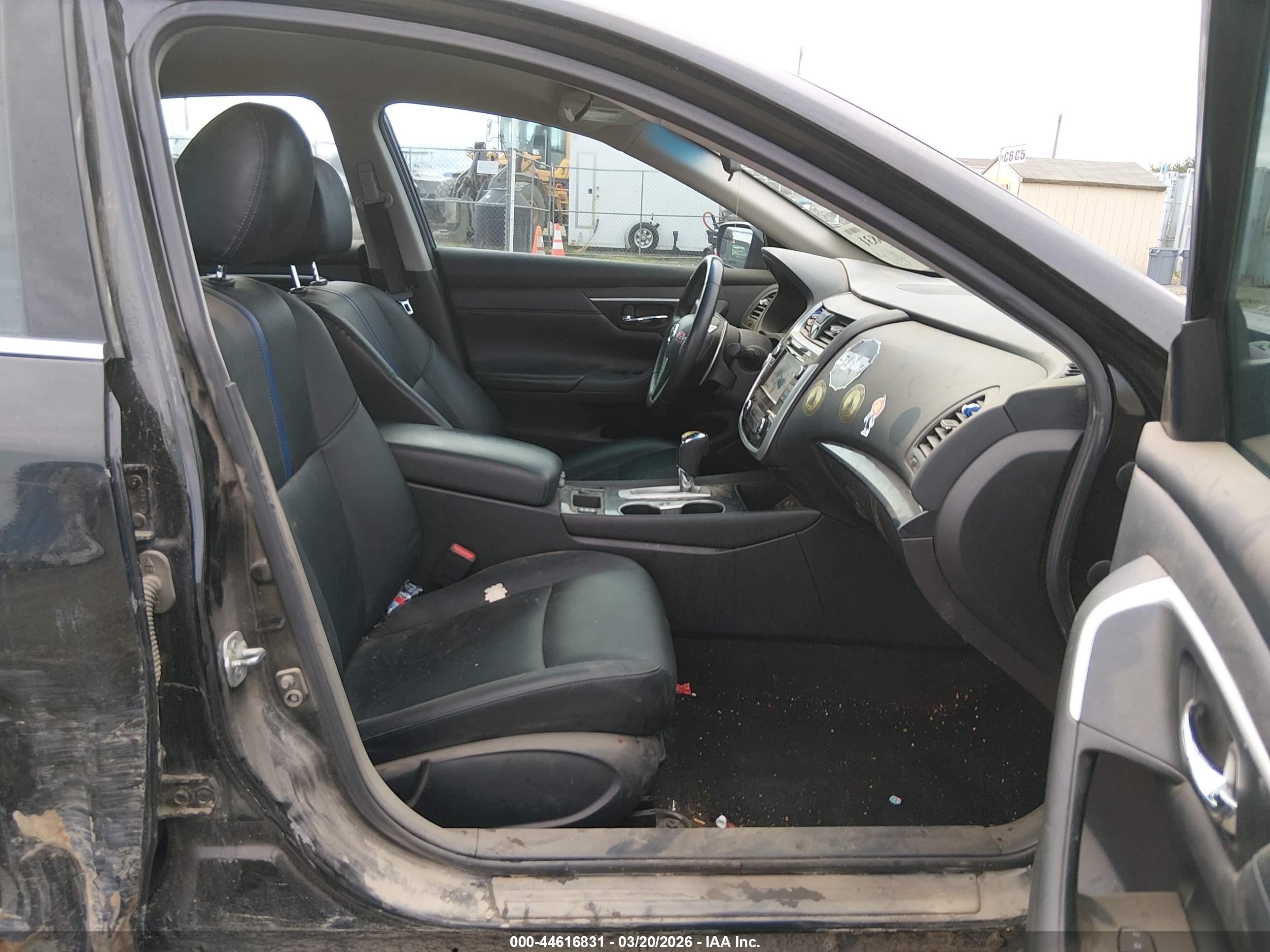NISSAN ALTIMA image 5