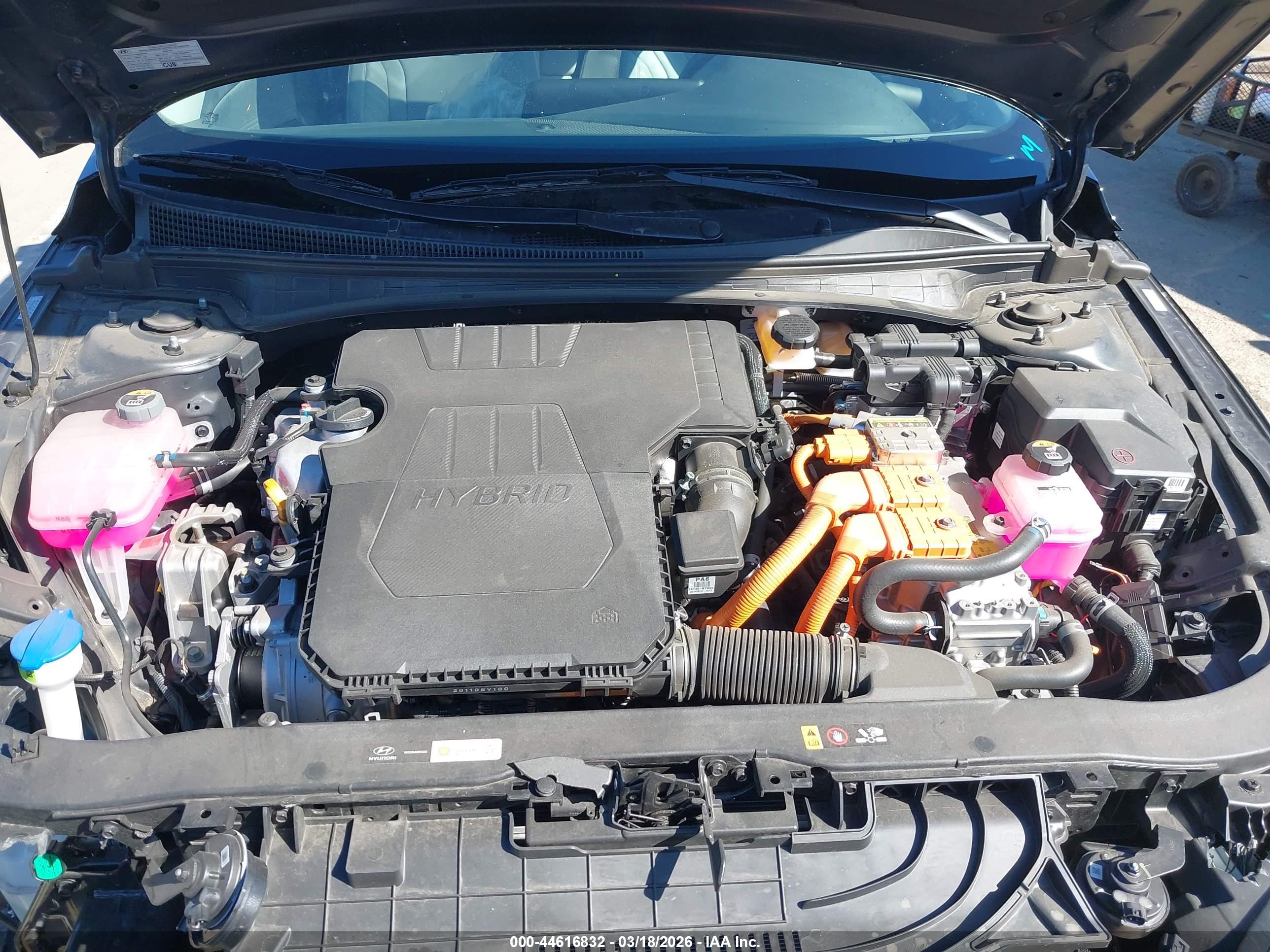 HYUNDAI ELANTRA image 10