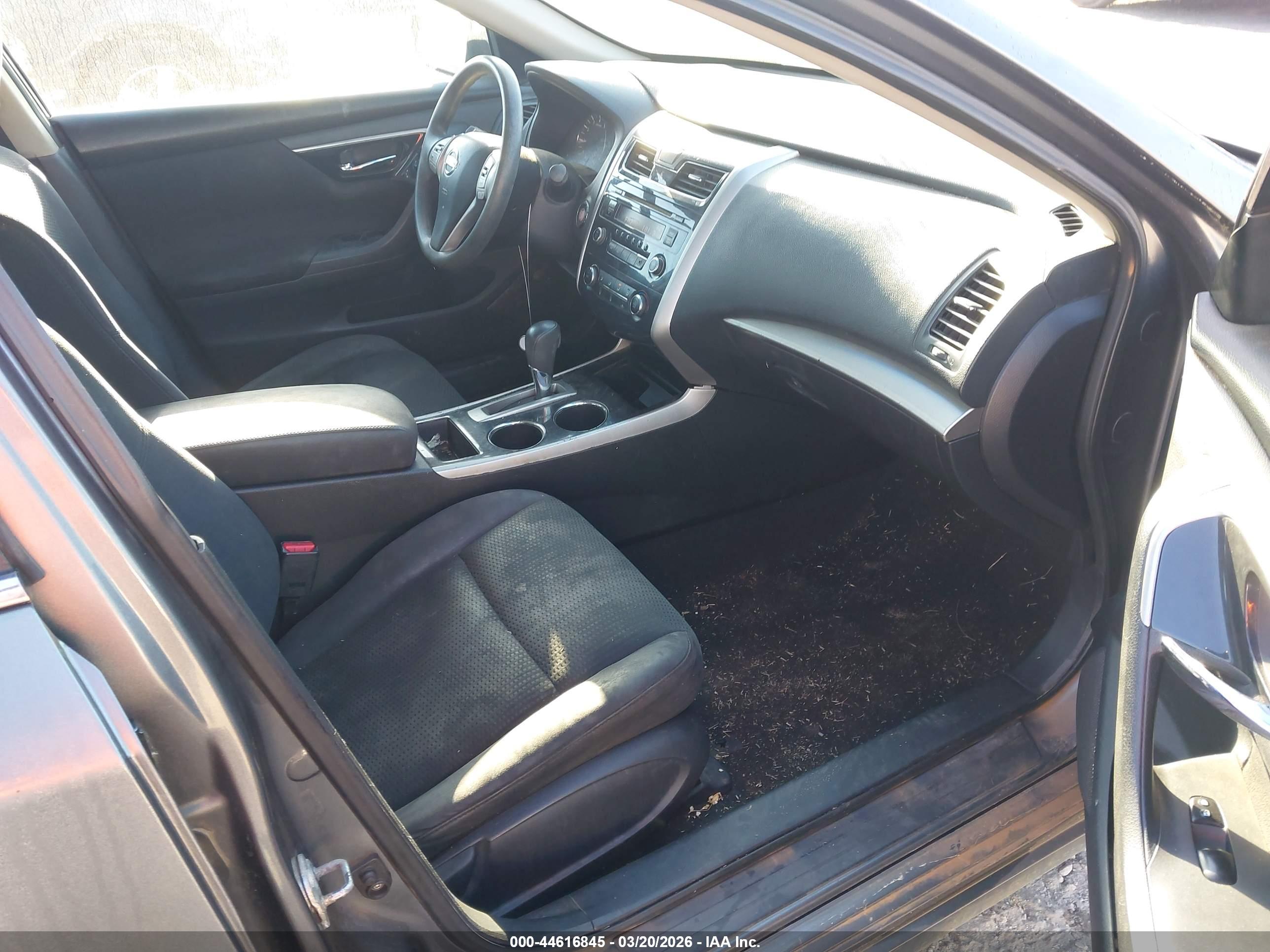 NISSAN ALTIMA image 5