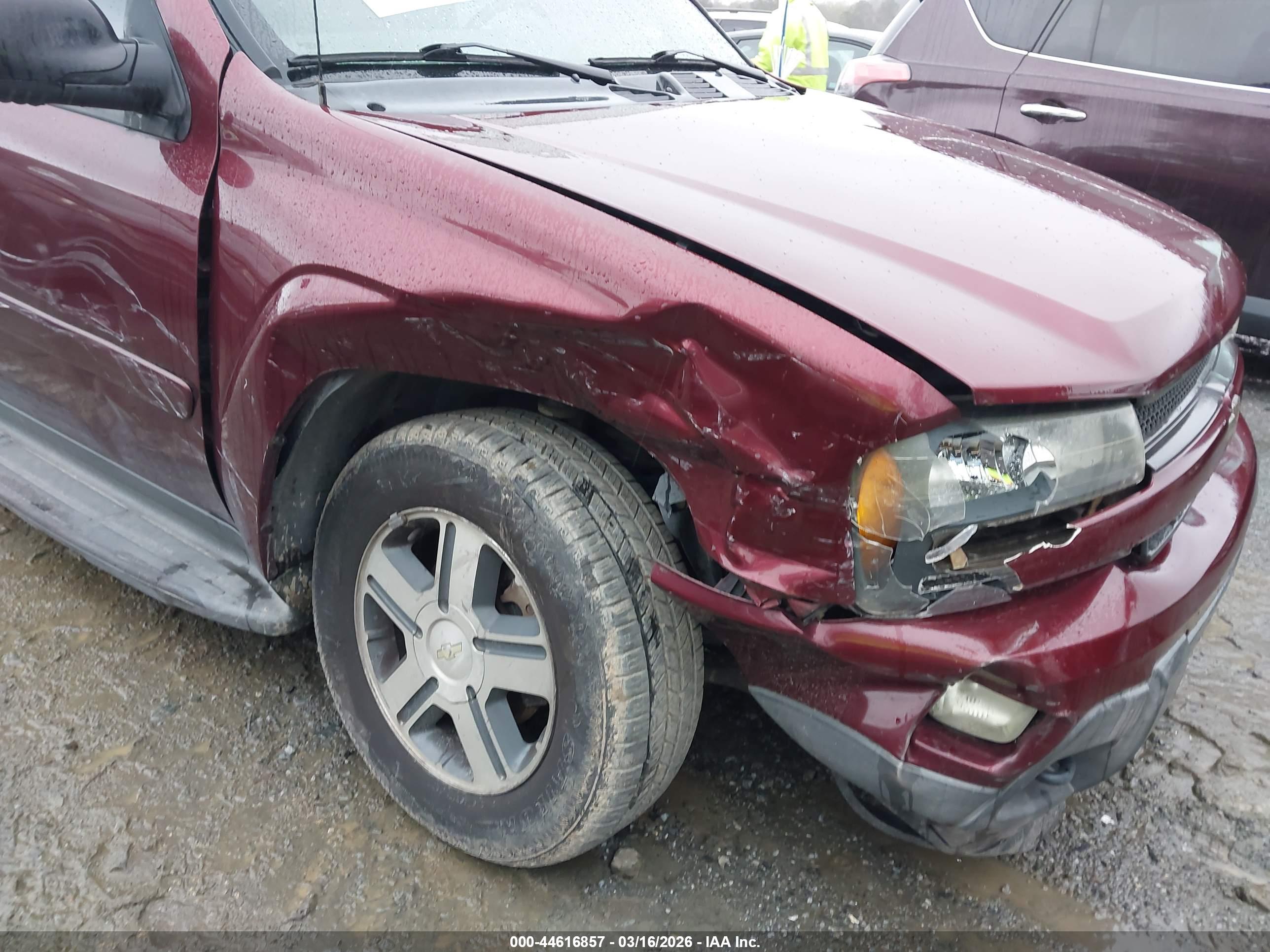 CHEVROLET TRAILBLAZER image 6