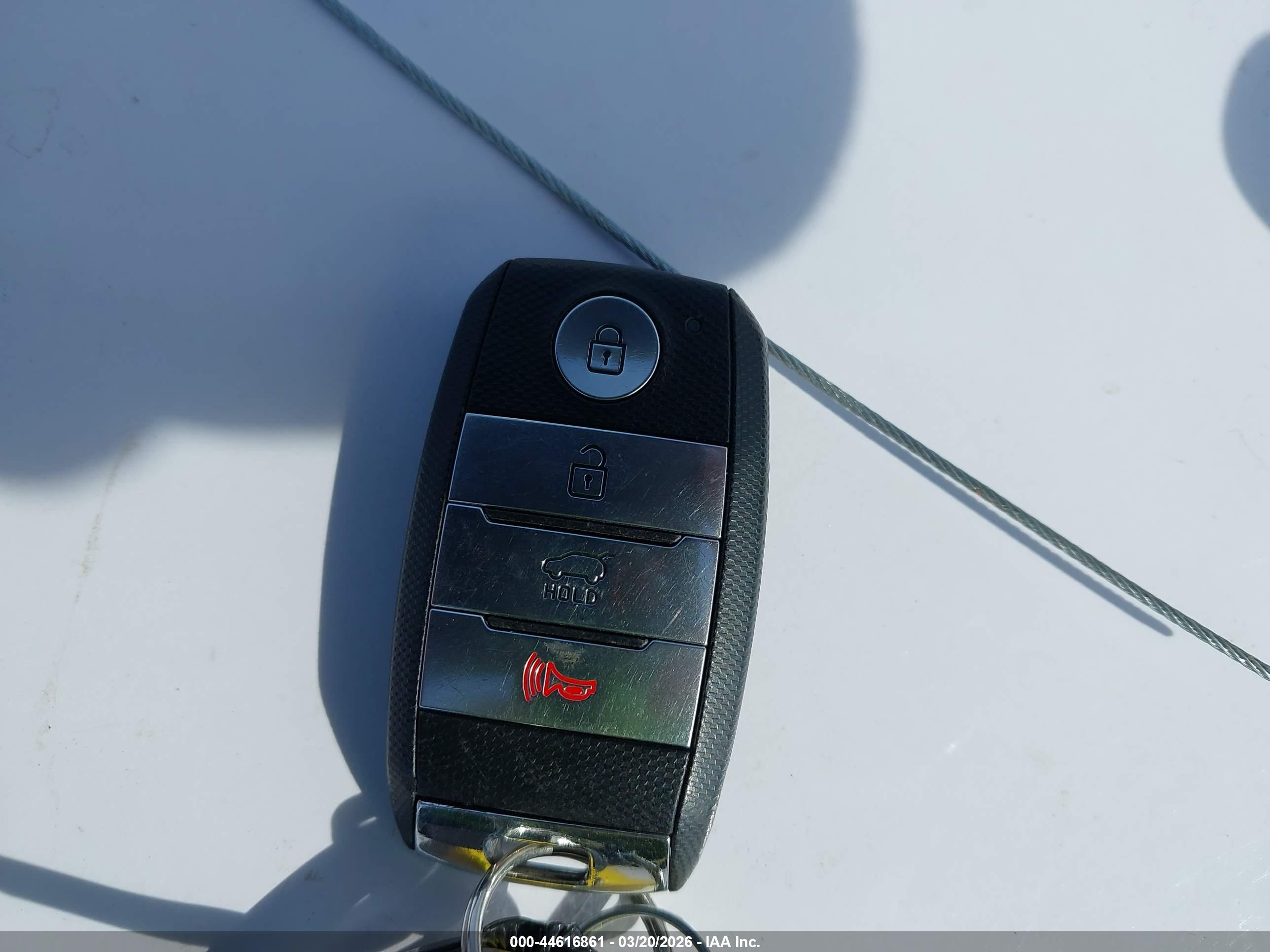 KIA NIRO image 11