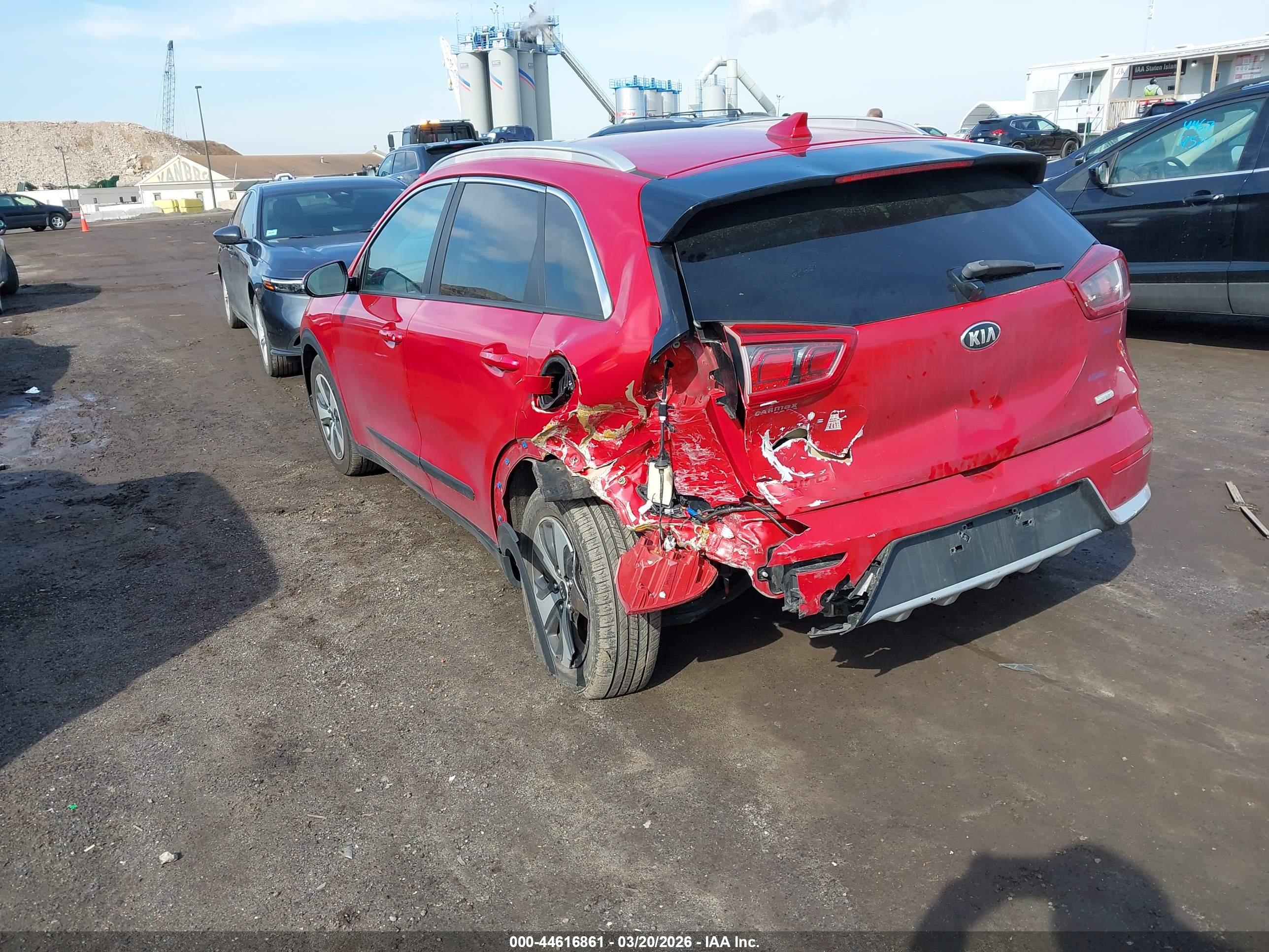 KIA NIRO image 3