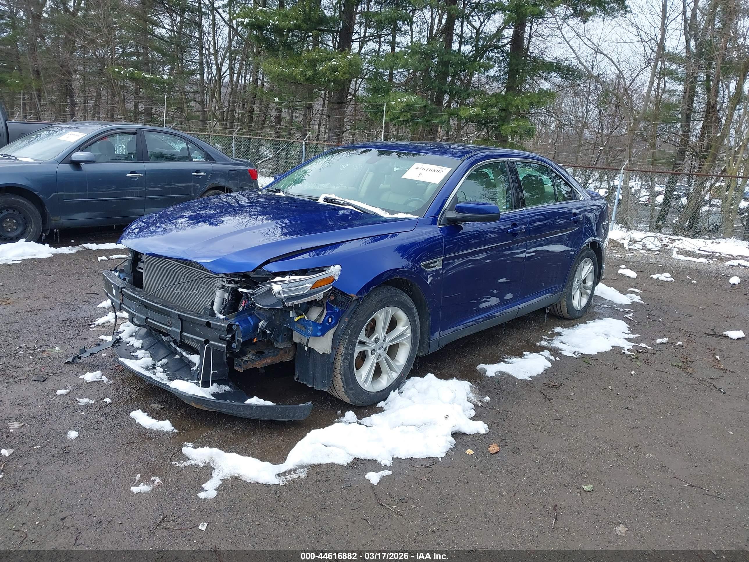 FORD TAURUS image 2