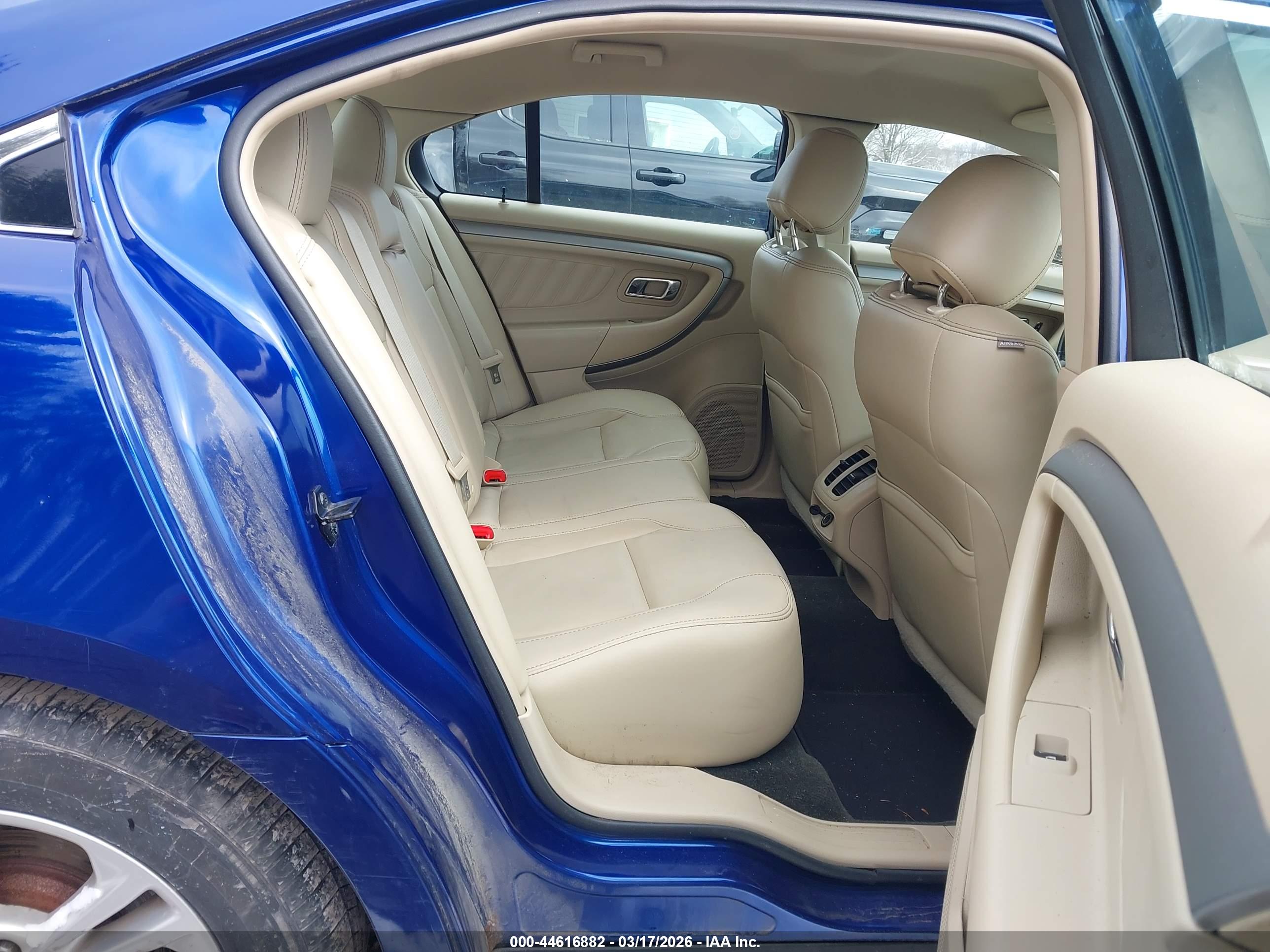 FORD TAURUS image 8