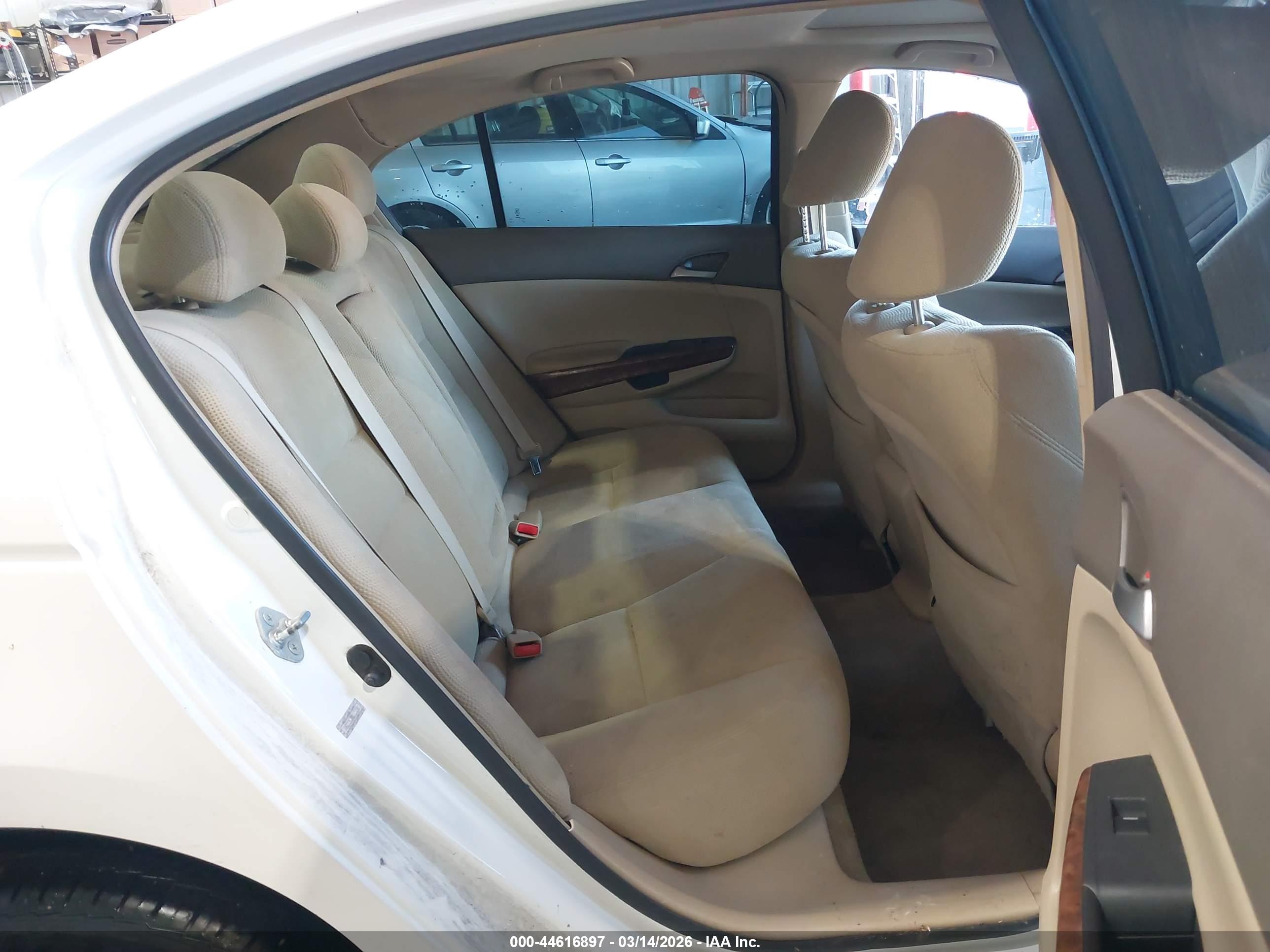 HONDA ACCORD image 8