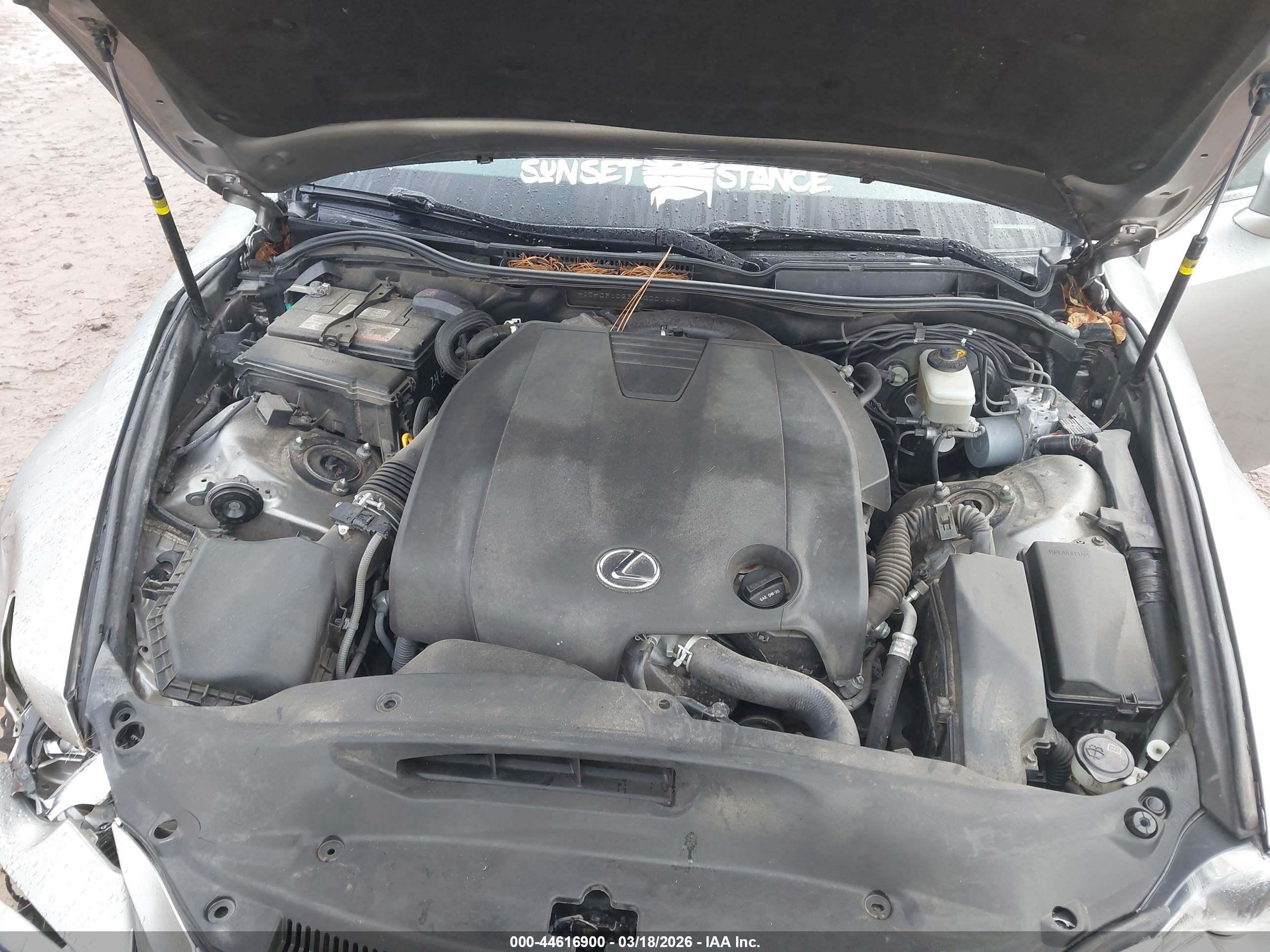 LEXUS IS image 10