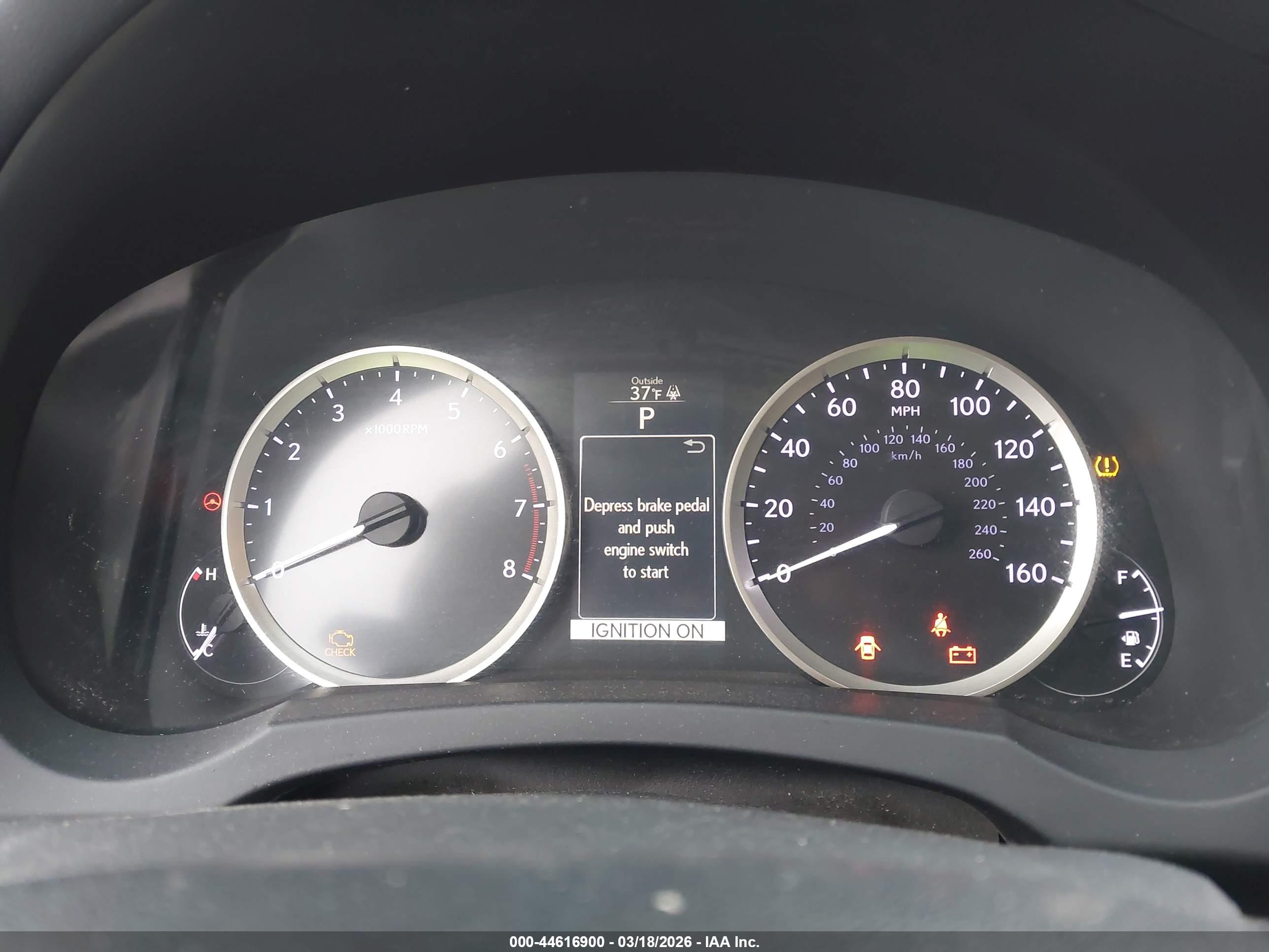 LEXUS IS image 7