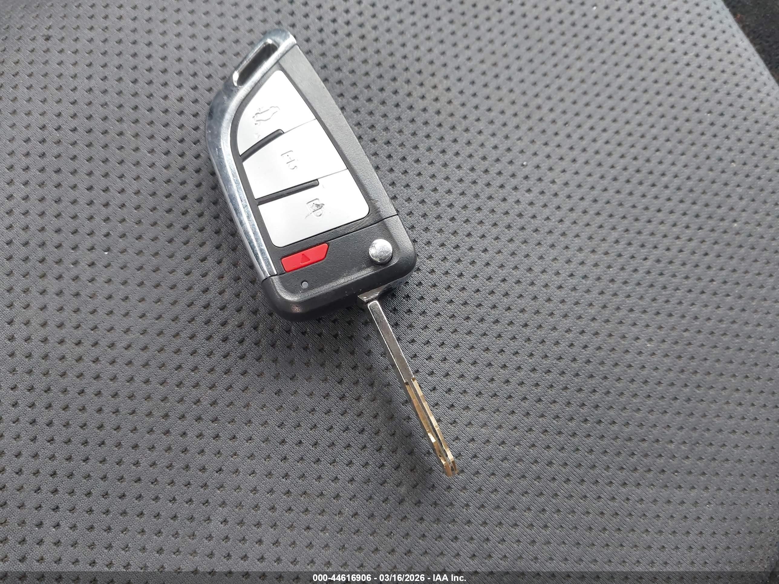 HONDA FIT image 11