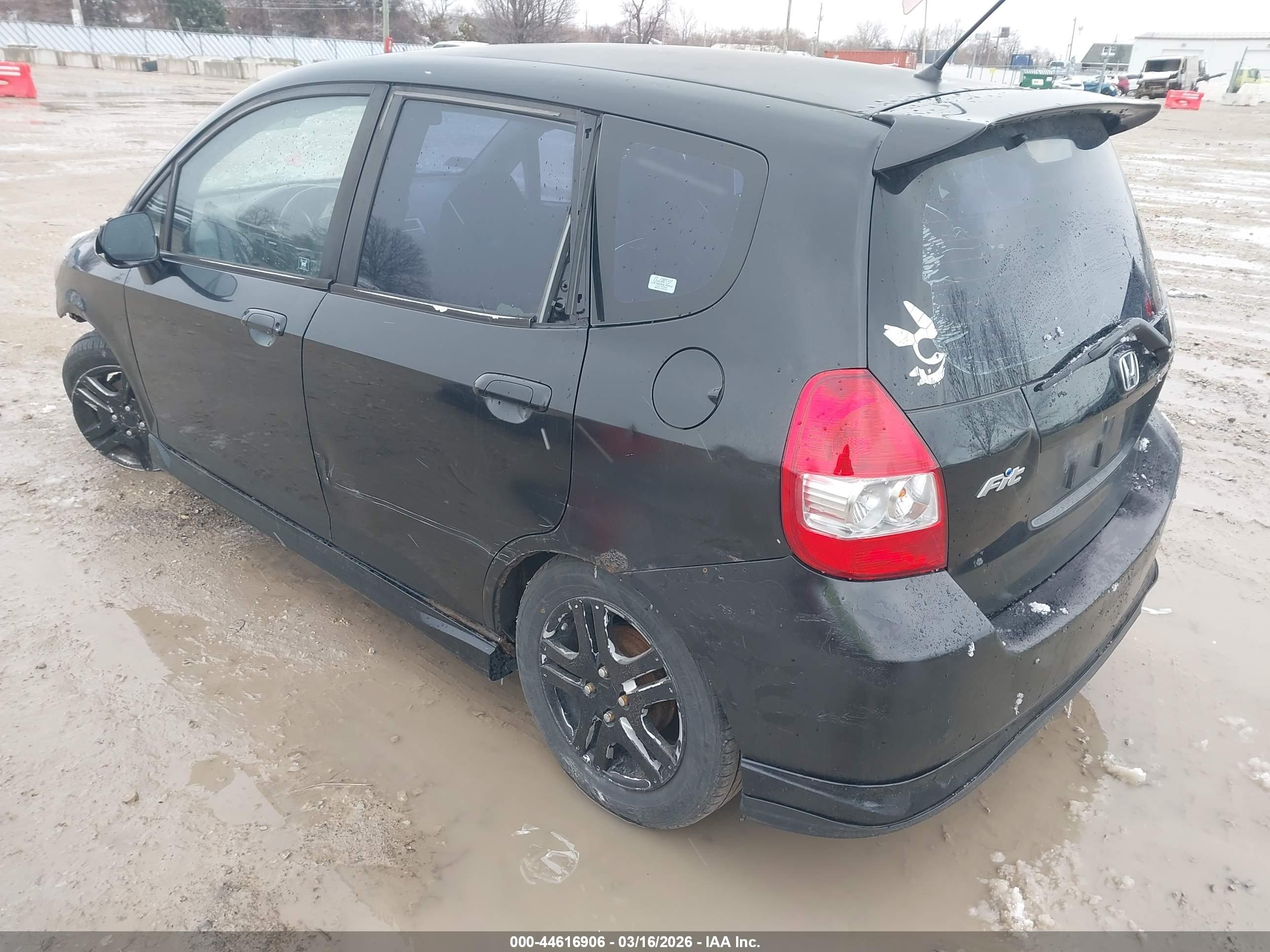 HONDA FIT image 3