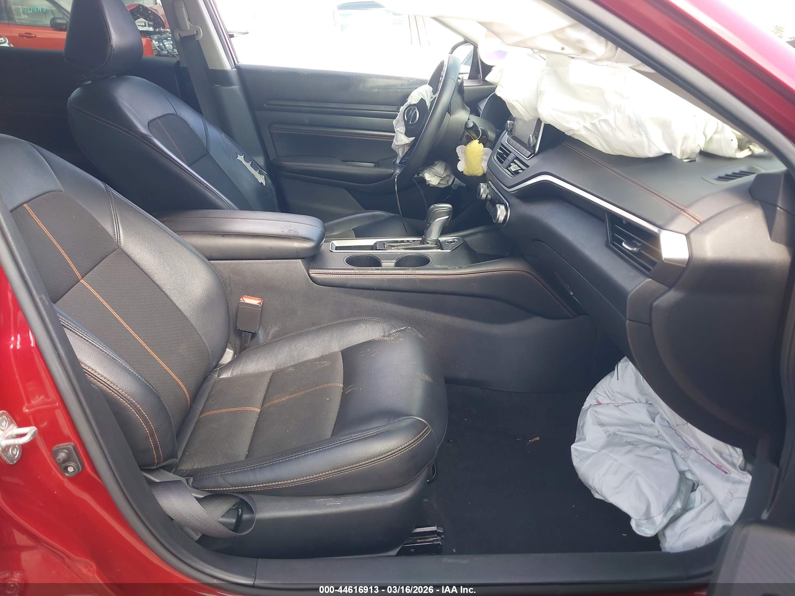NISSAN ALTIMA image 5