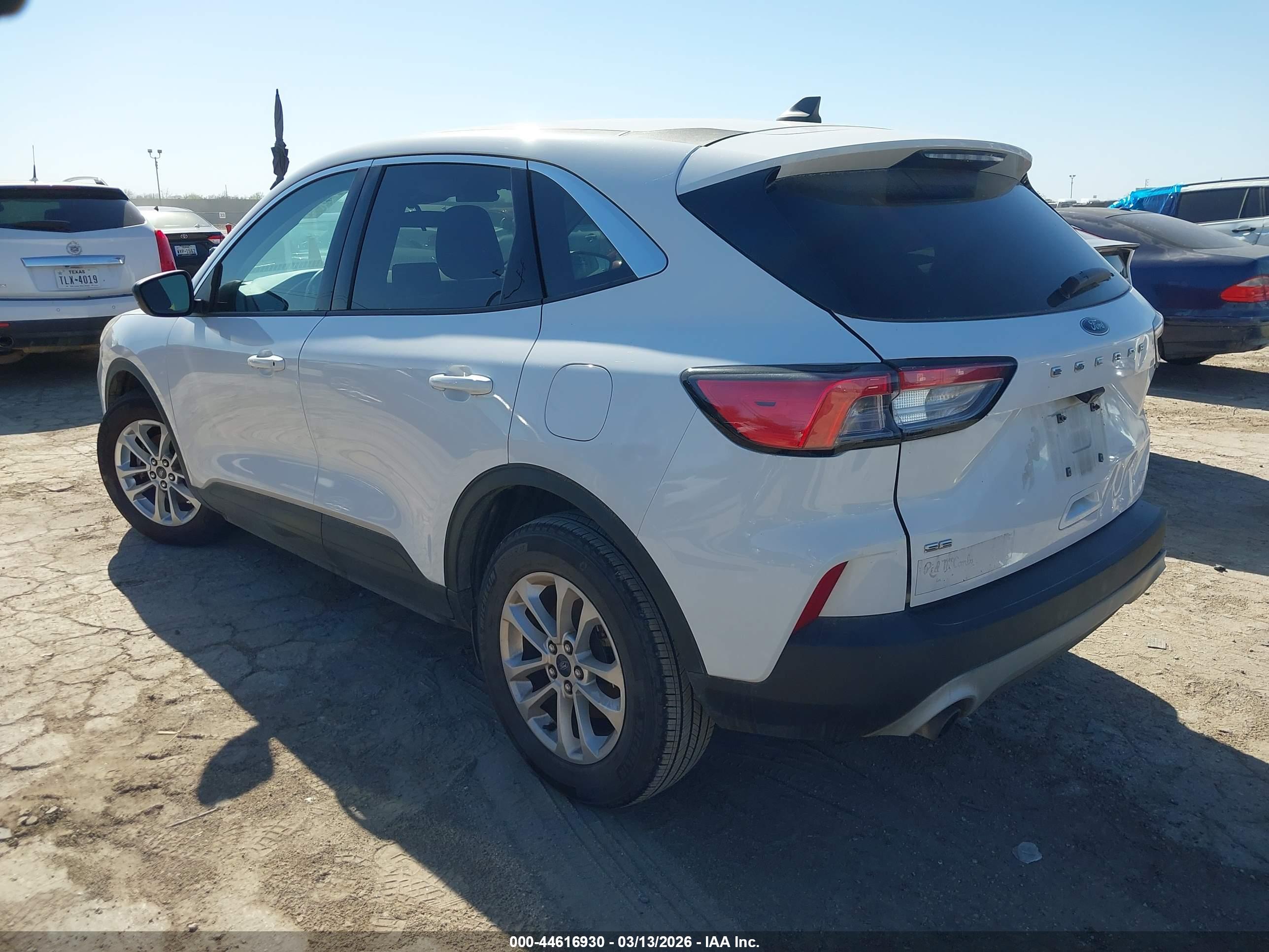 FORD ESCAPE image 3