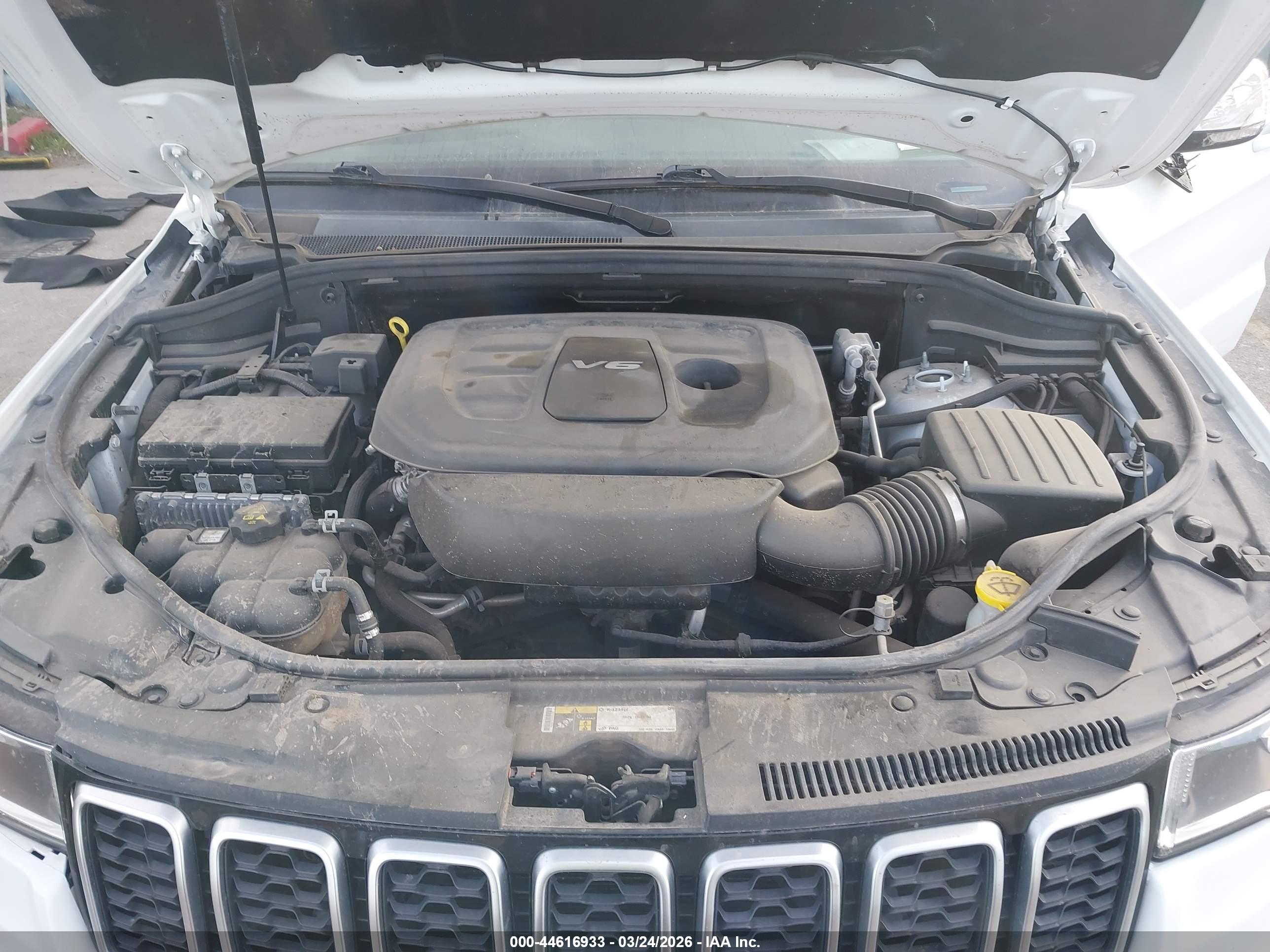 JEEP GRAND image 10