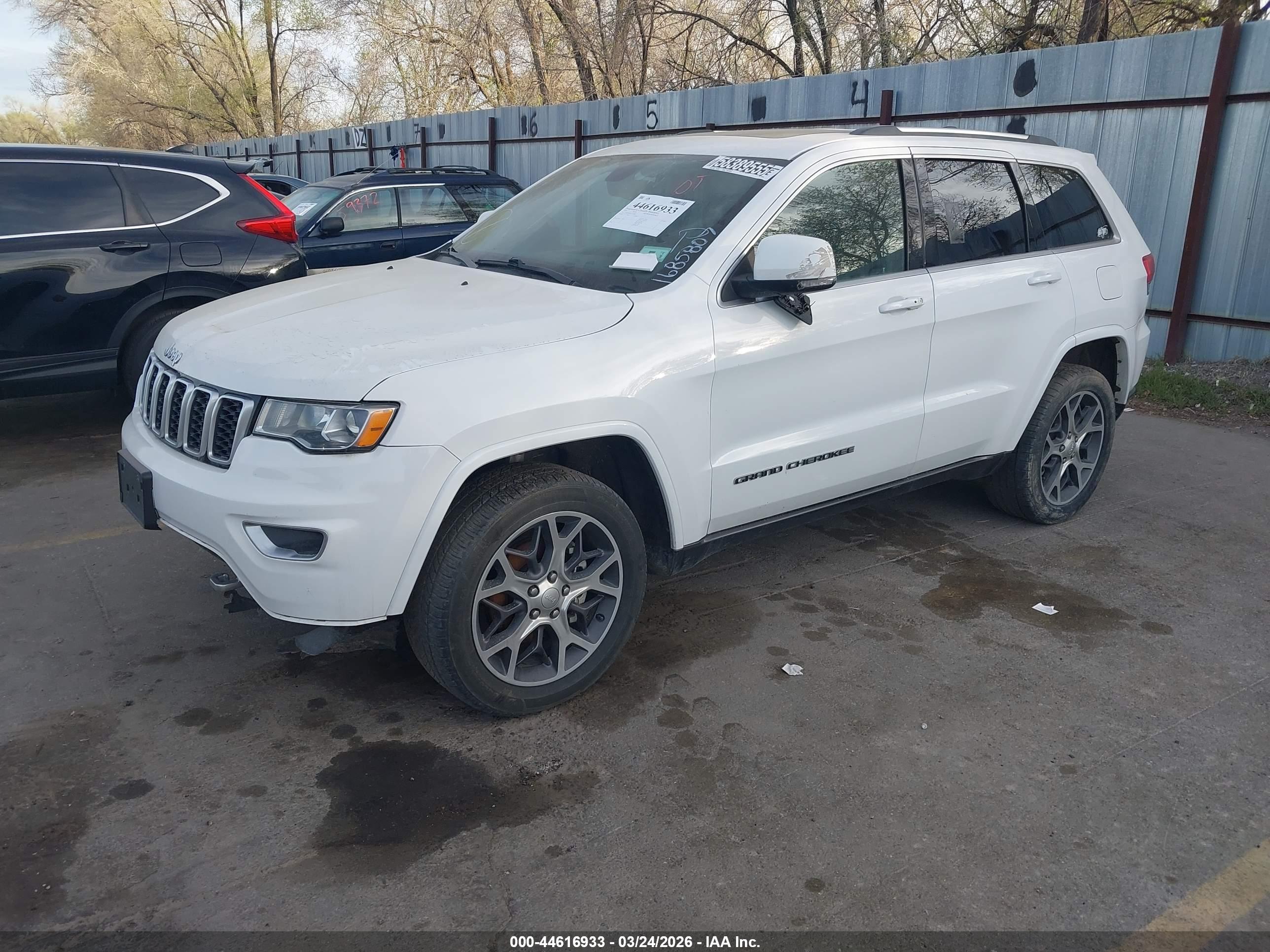 JEEP GRAND image 2