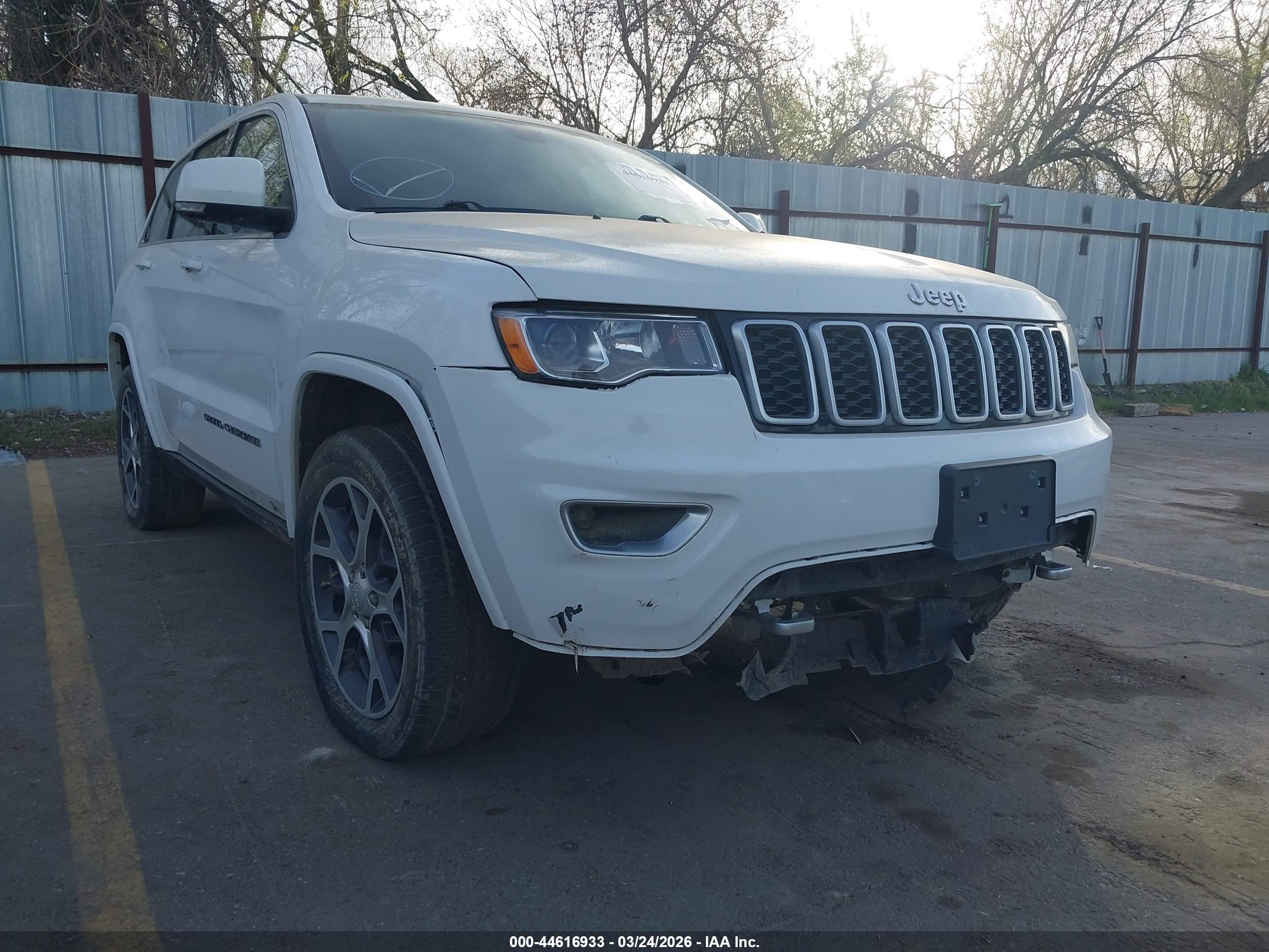 JEEP GRAND image 6