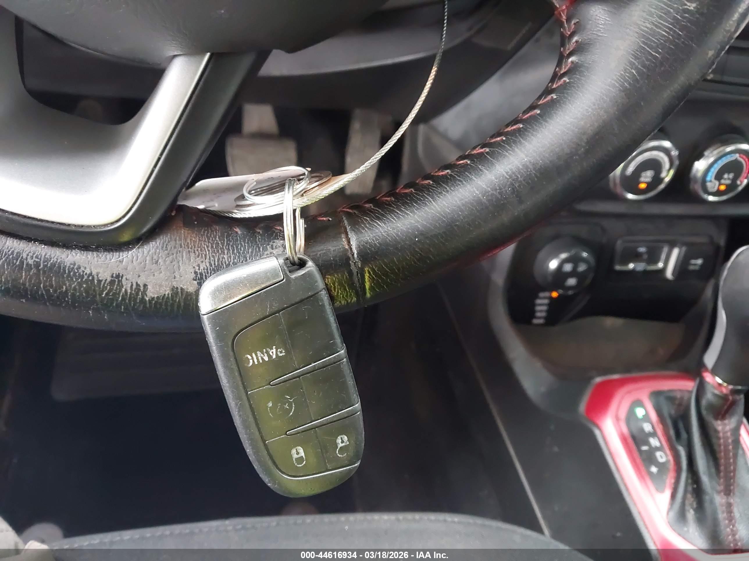 JEEP RENEGADE image 11