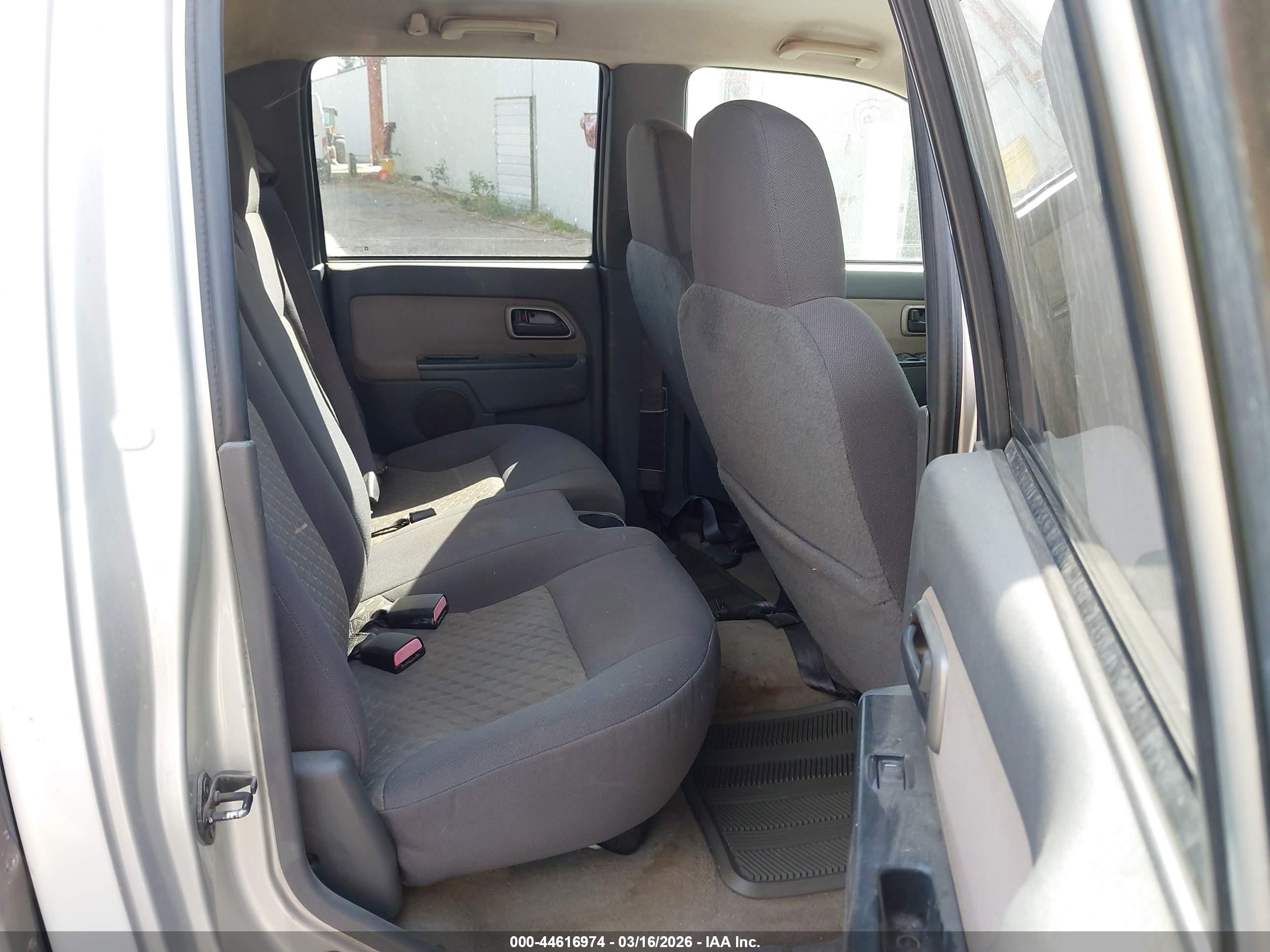 GMC CANYON image 8