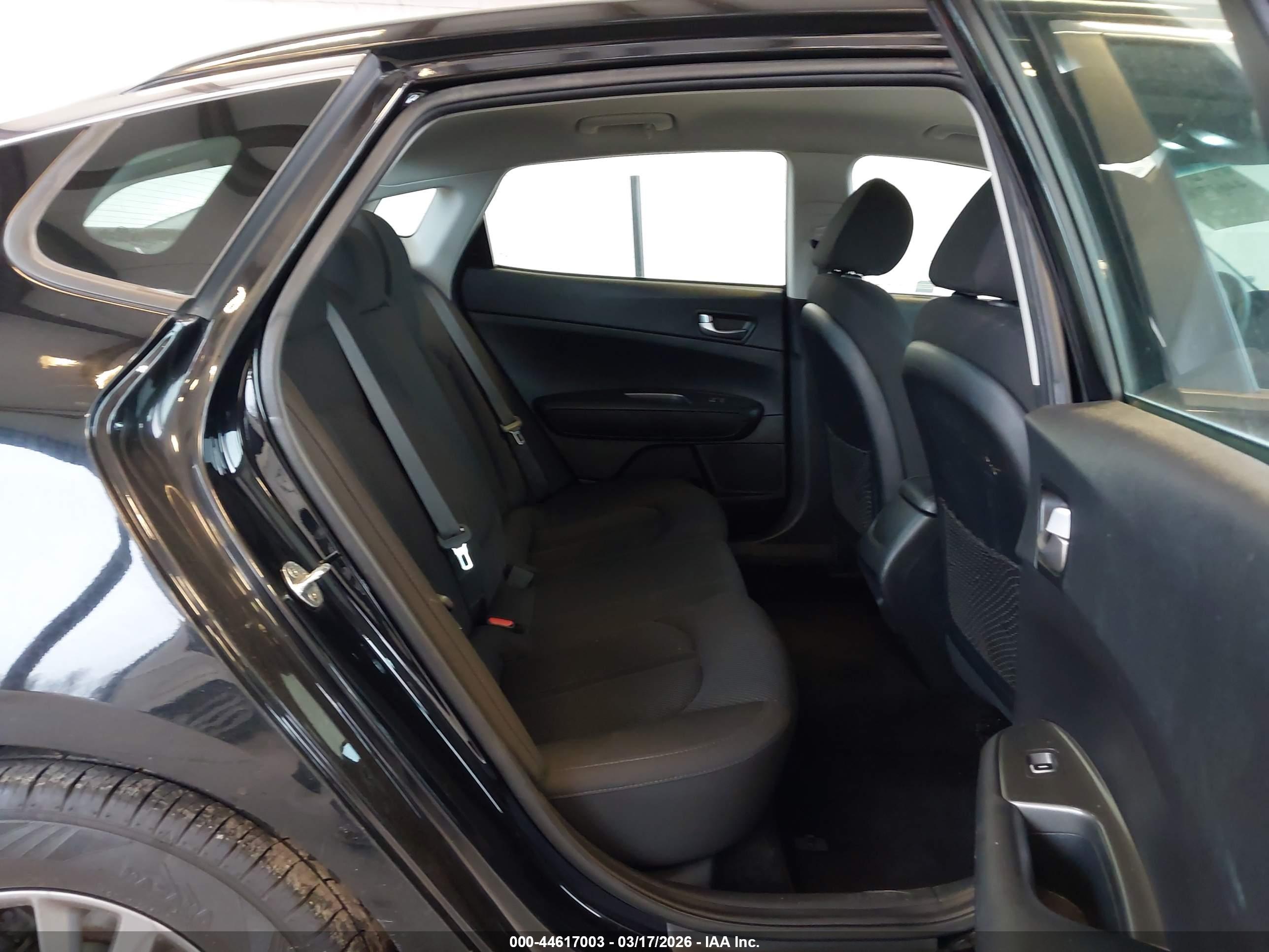KIA OPTIMA image 8