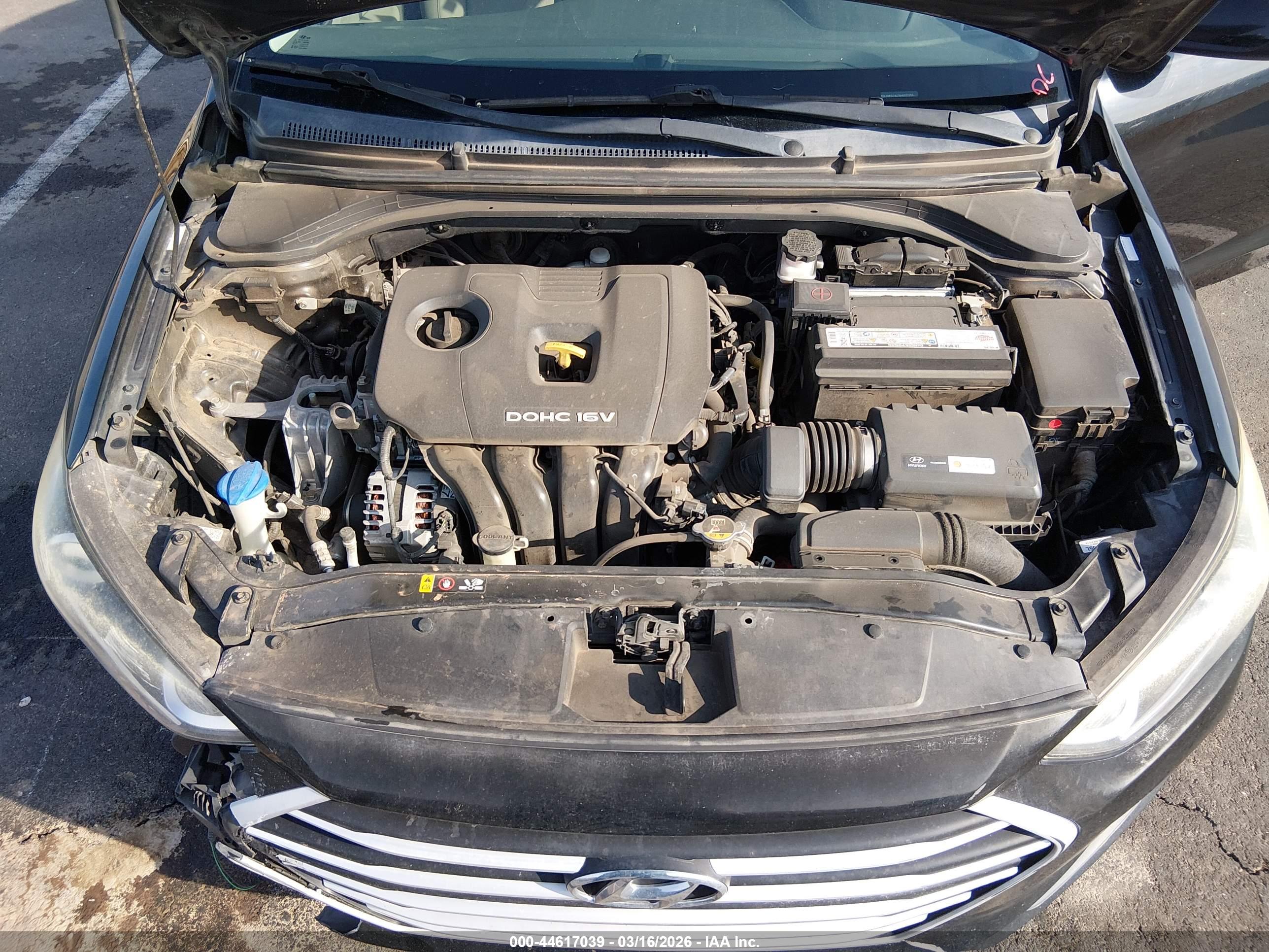 HYUNDAI ELANTRA image 10