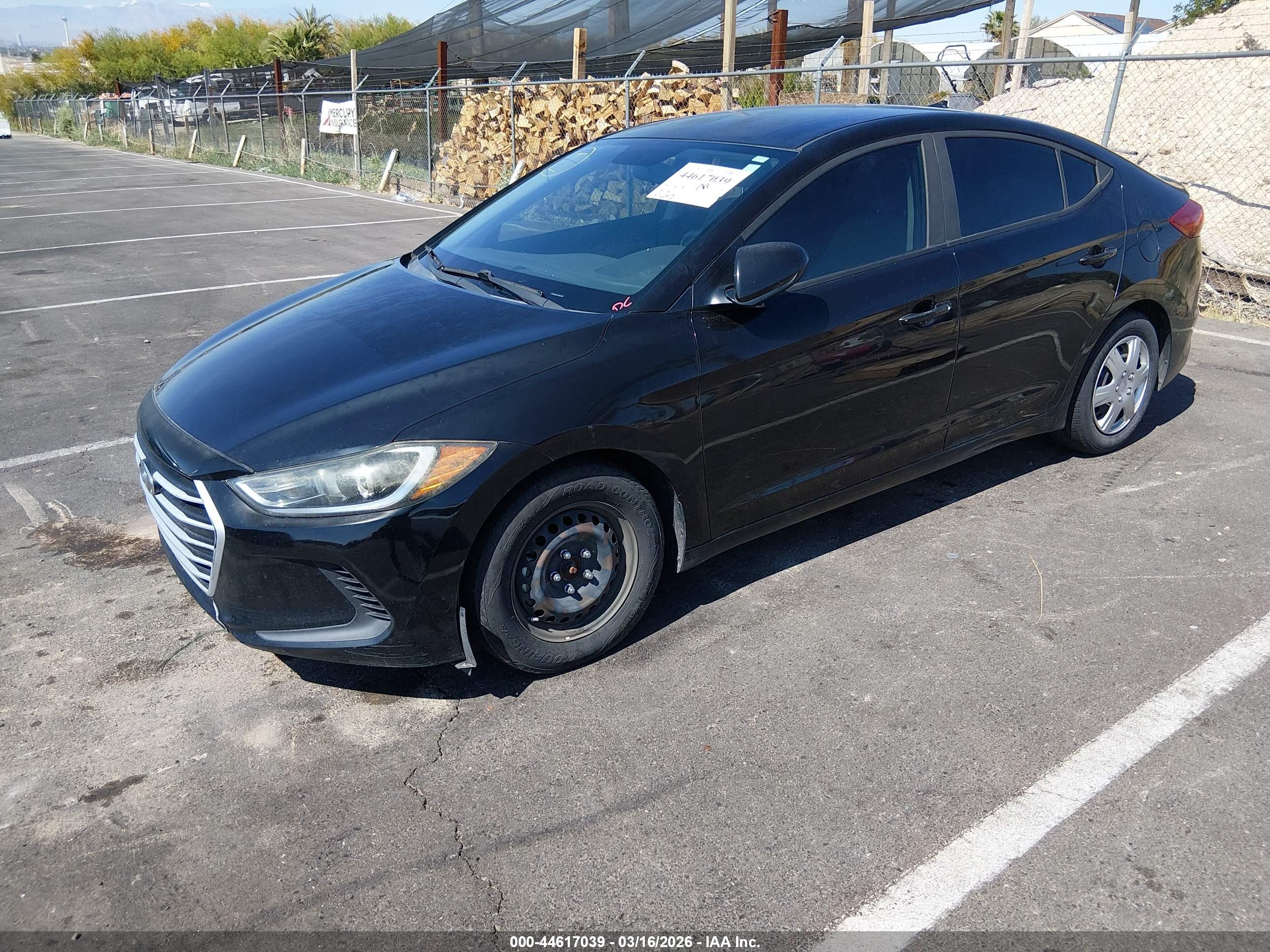 HYUNDAI ELANTRA image 2