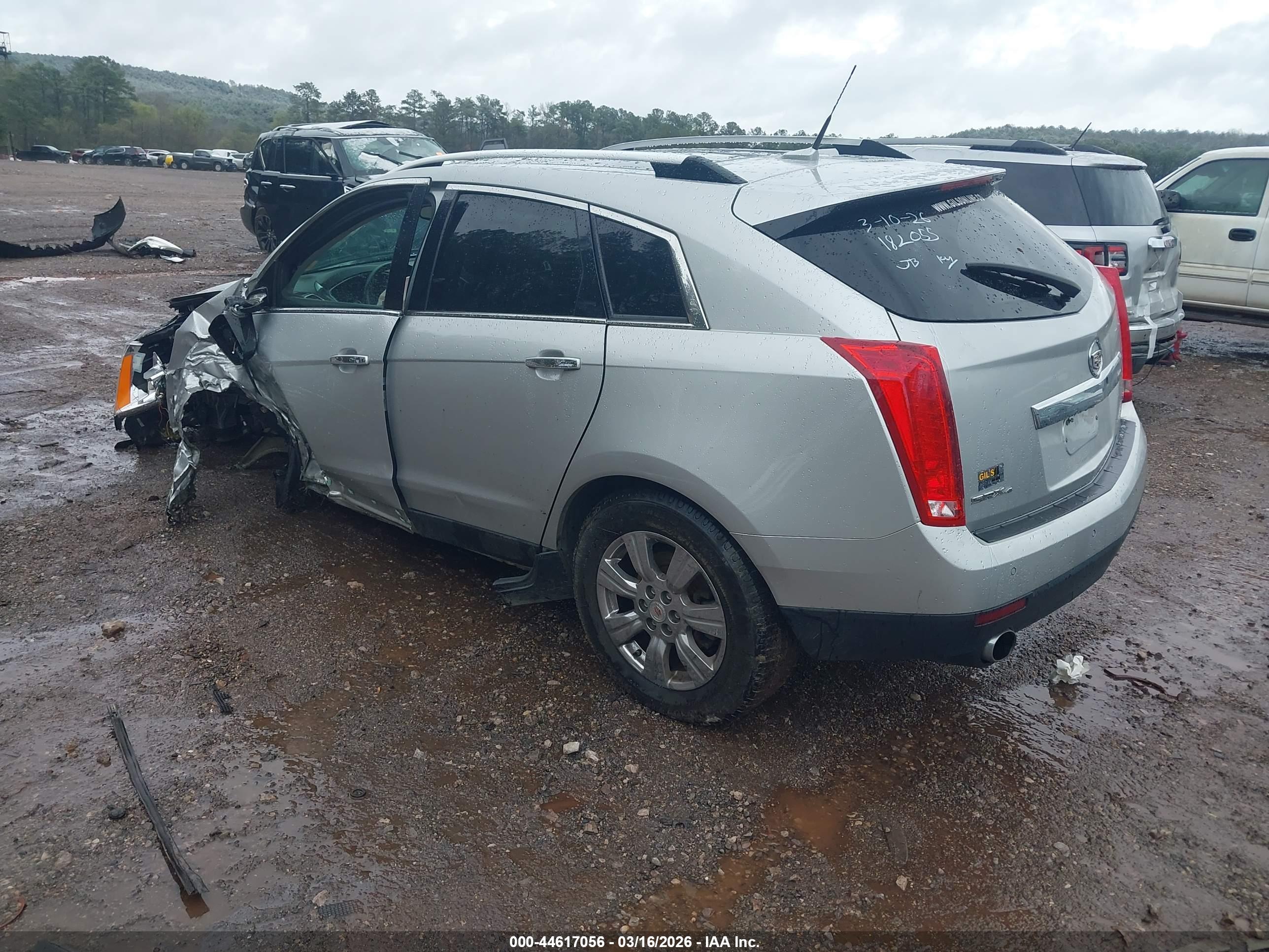 CADILLAC SRX image 3