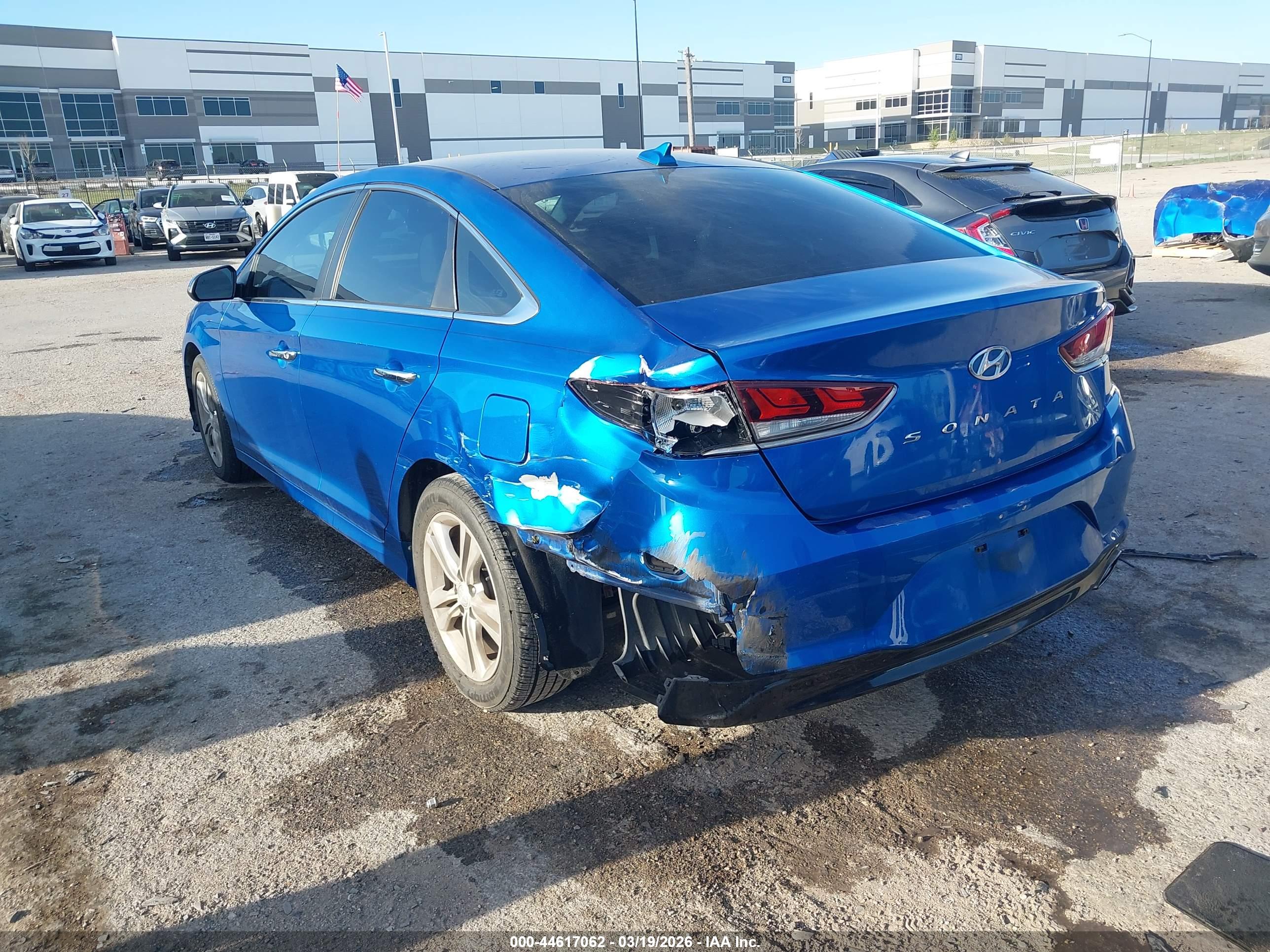 HYUNDAI SONATA image 3