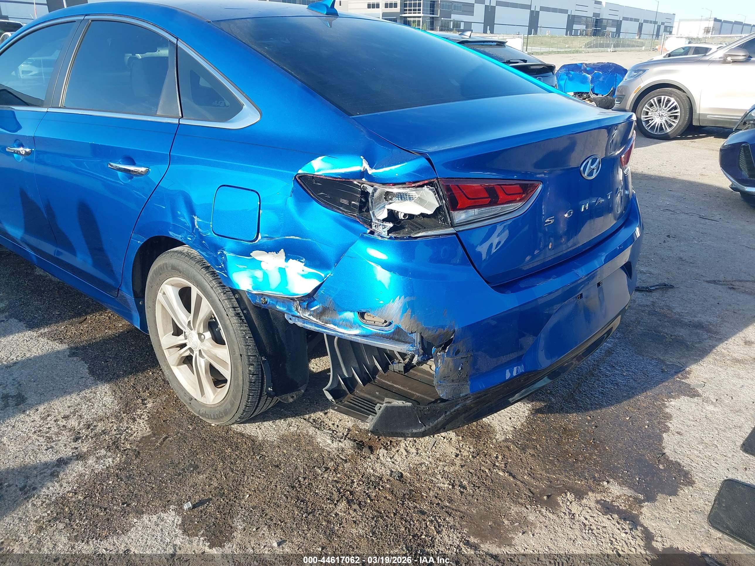 HYUNDAI SONATA image 6