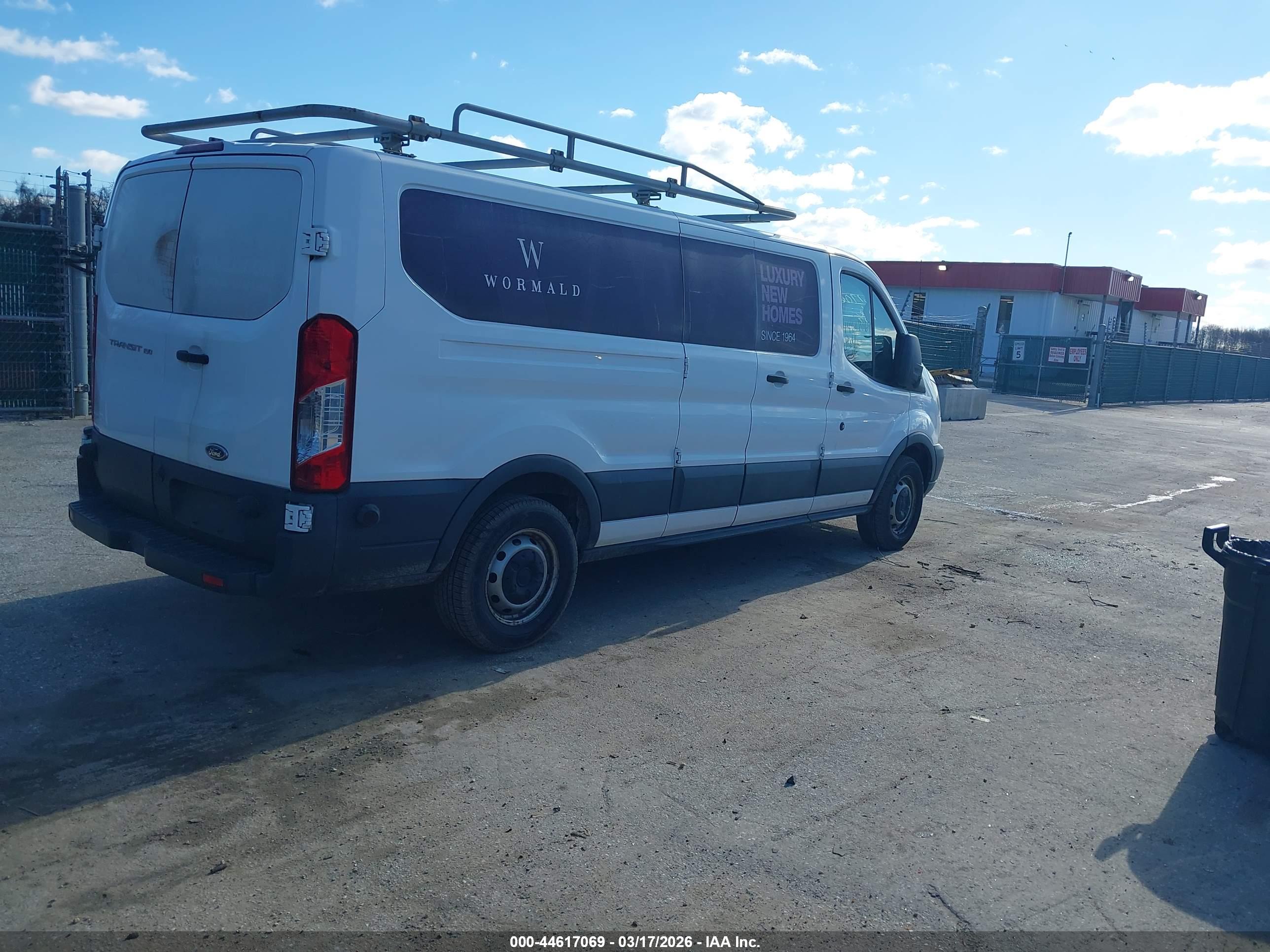 FORD TRANSIT-150 image 4