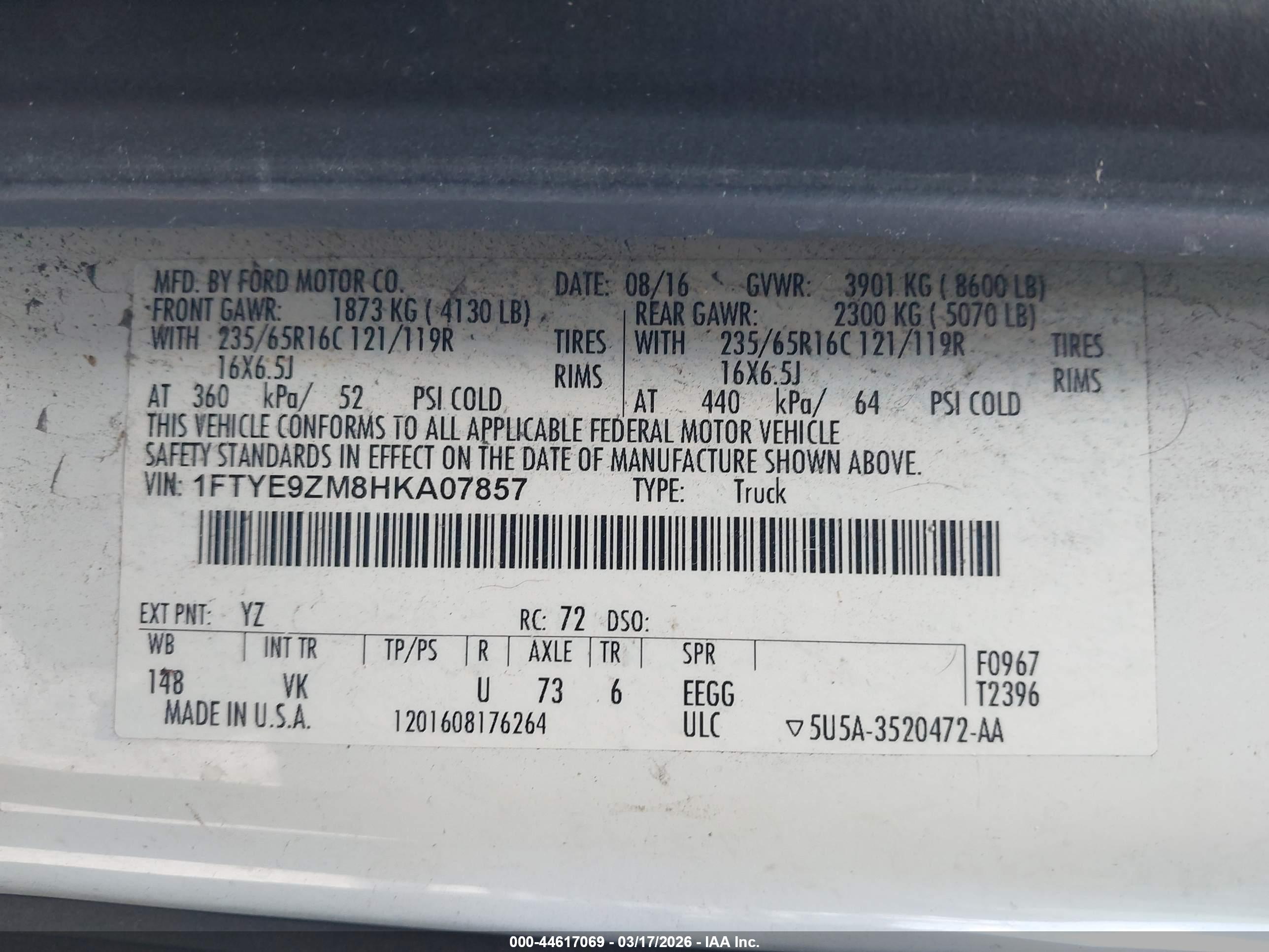 FORD TRANSIT-150 image 9