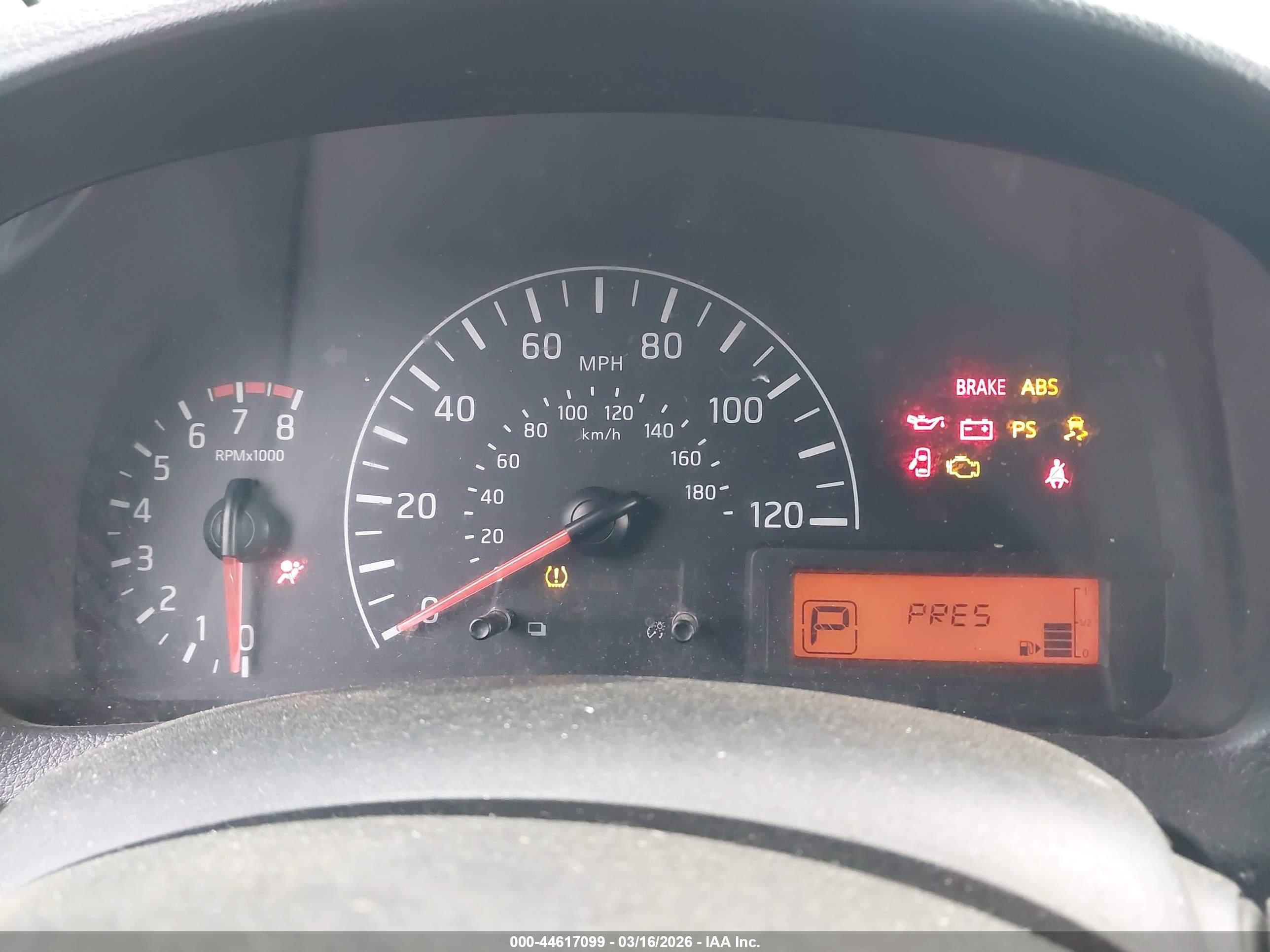 NISSAN NV200 image 7