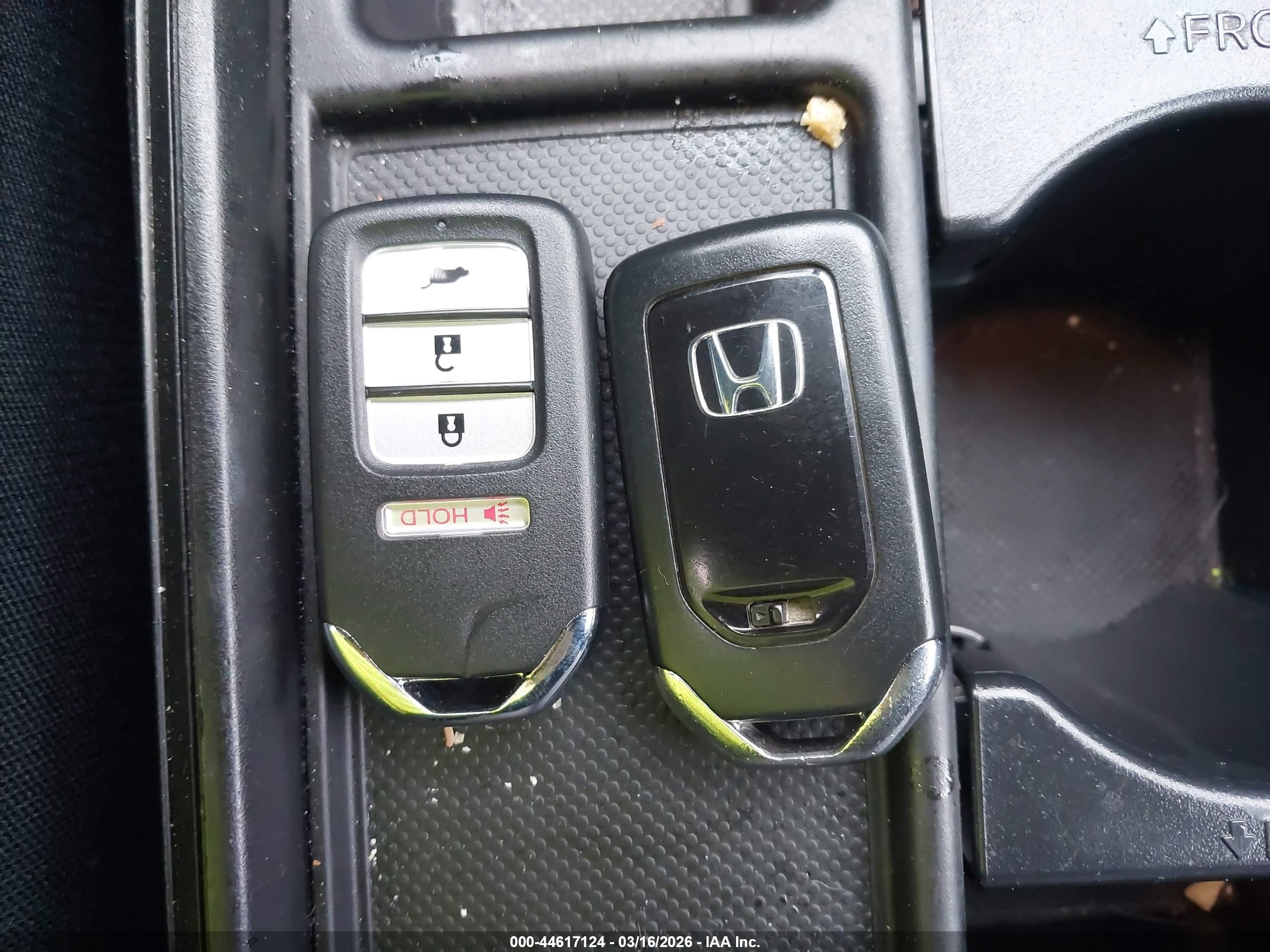 HONDA CR-V image 11